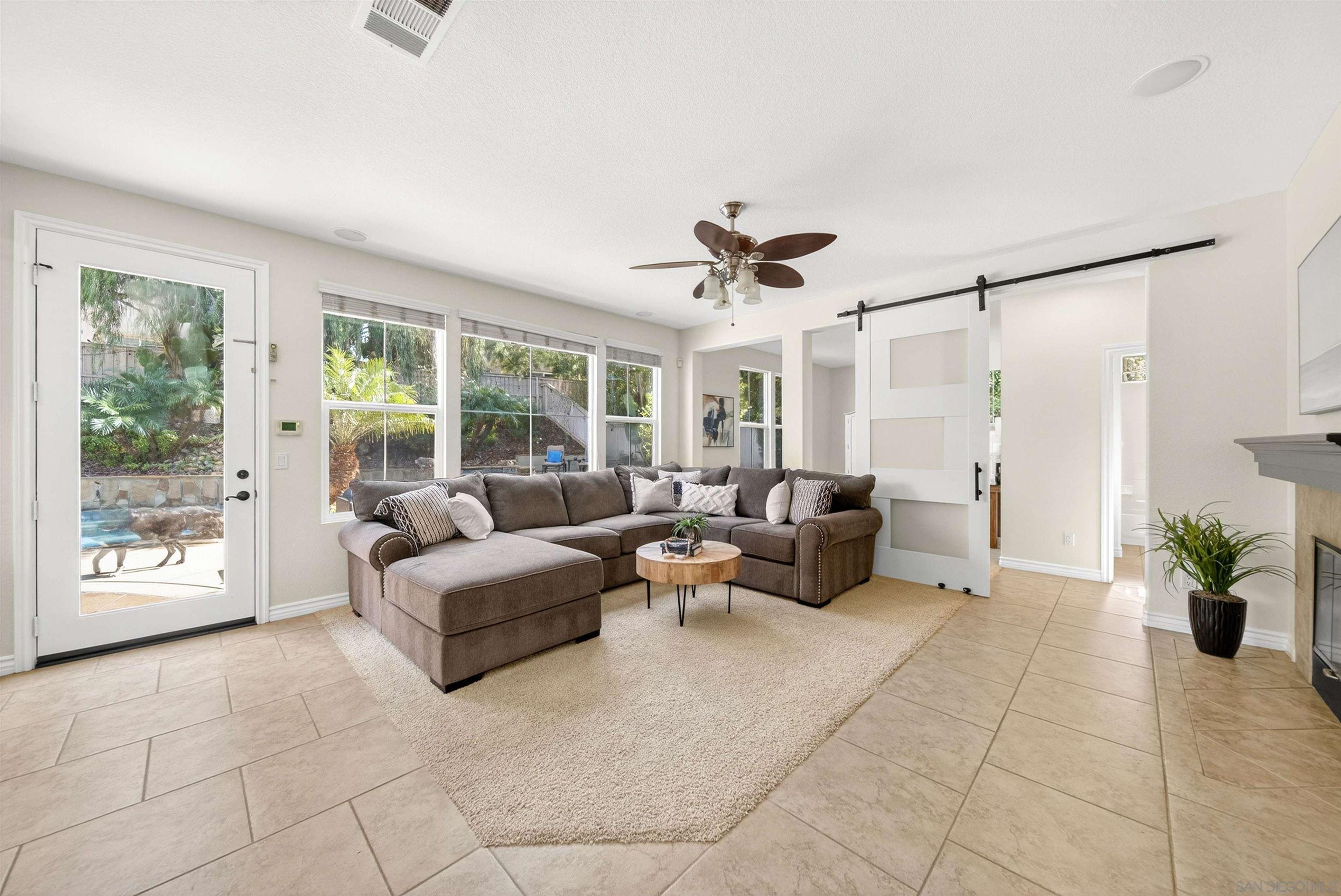 Detail Gallery Image 21 of 60 For 1717  Tara, San Marcos,  CA 92078 - 5 Beds | 3/1 Baths