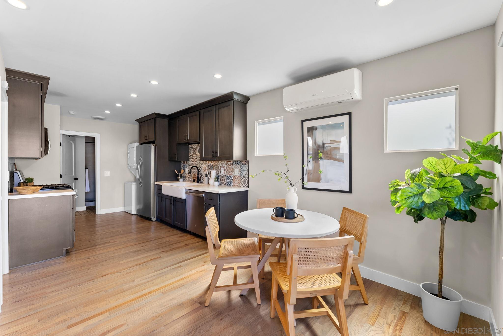 Detail Gallery Image 3 of 30 For 4517-19  34th St., San Diego,  CA 92116 - 3 Beds | 2 Baths