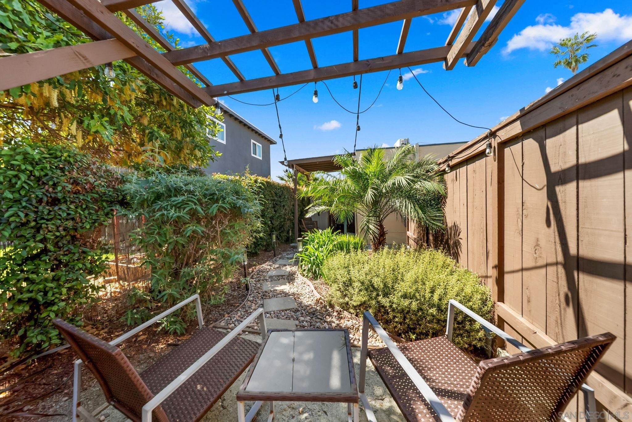 Detail Gallery Image 25 of 30 For 4517-19  34th St., San Diego,  CA 92116 - 3 Beds | 2 Baths