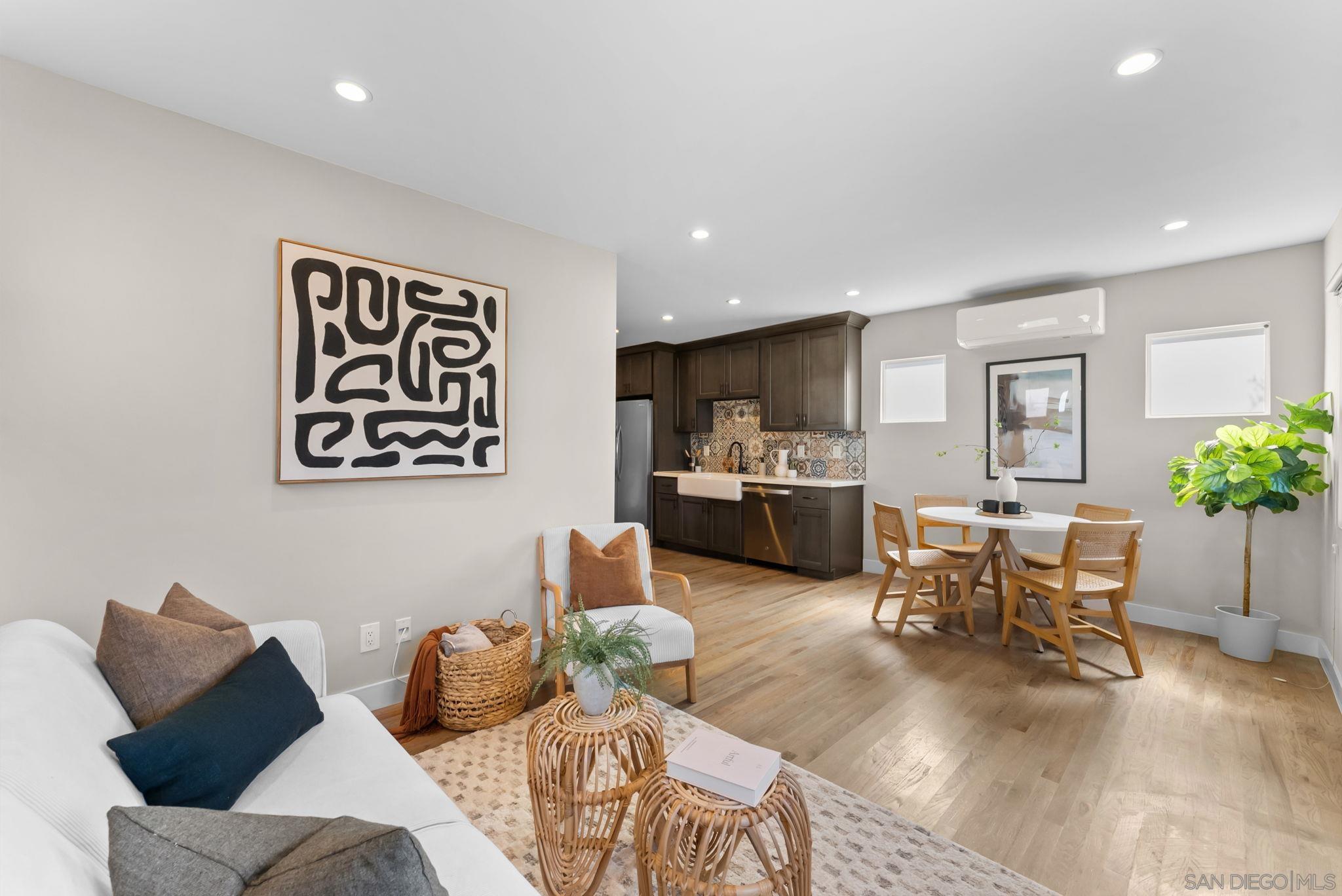 Detail Gallery Image 5 of 30 For 4517-19  34th St., San Diego,  CA 92116 - 3 Beds | 2 Baths