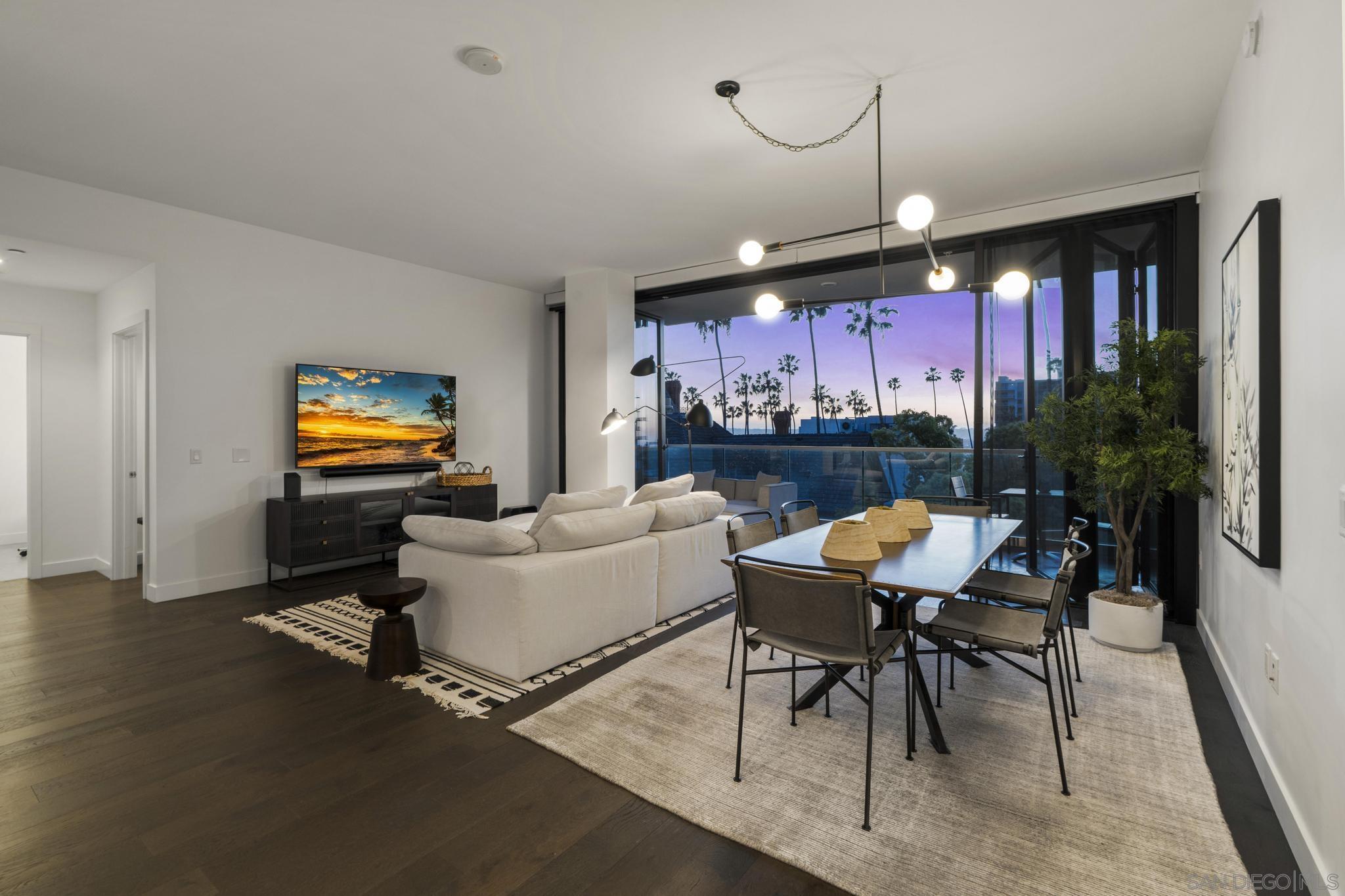 Detail Gallery Image 18 of 72 For 2604  5th Ave  #406,  San Diego,  CA 92103 - 2 Beds | 2 Baths
