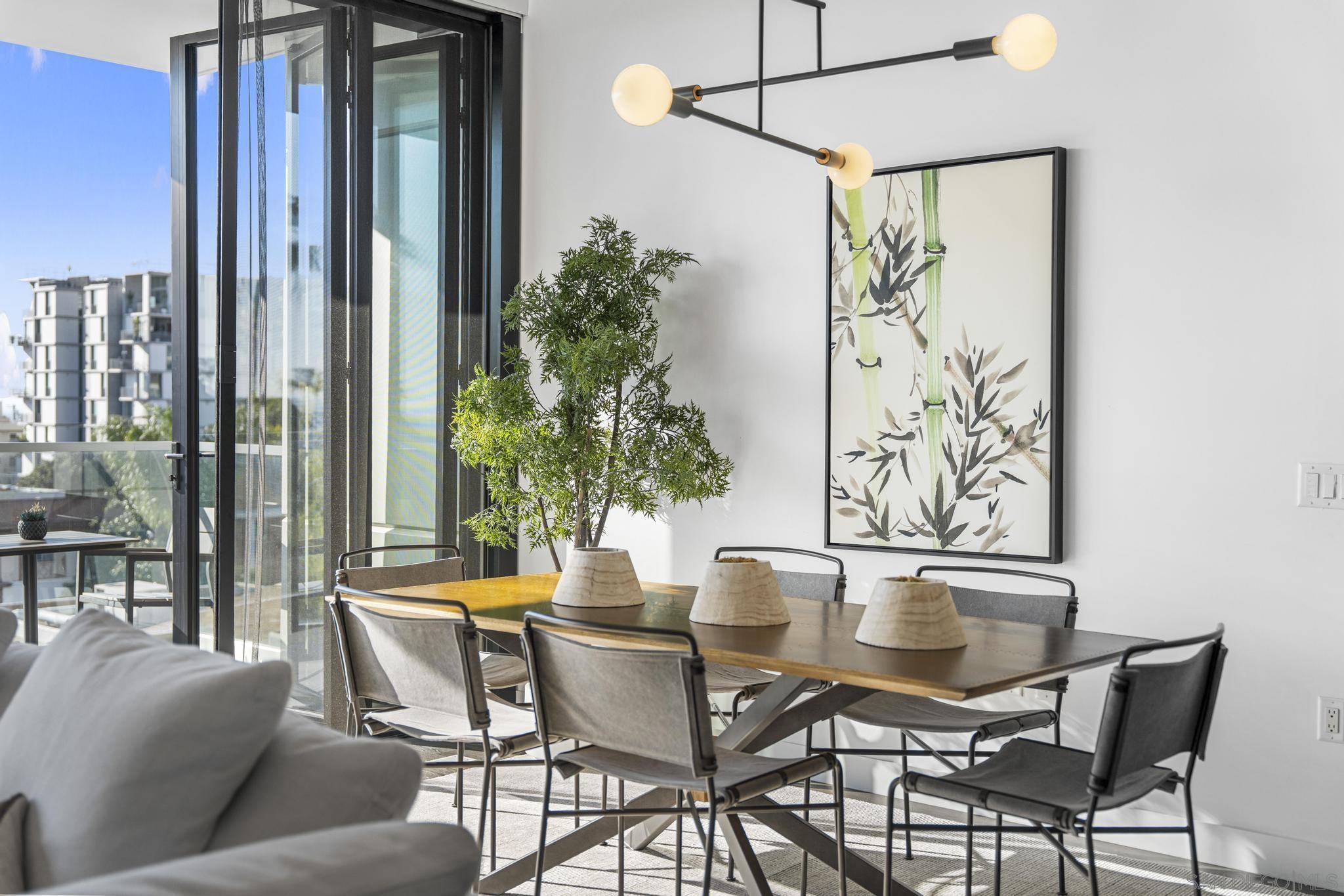 Detail Gallery Image 20 of 72 For 2604  5th Ave  #406,  San Diego,  CA 92103 - 2 Beds | 2 Baths