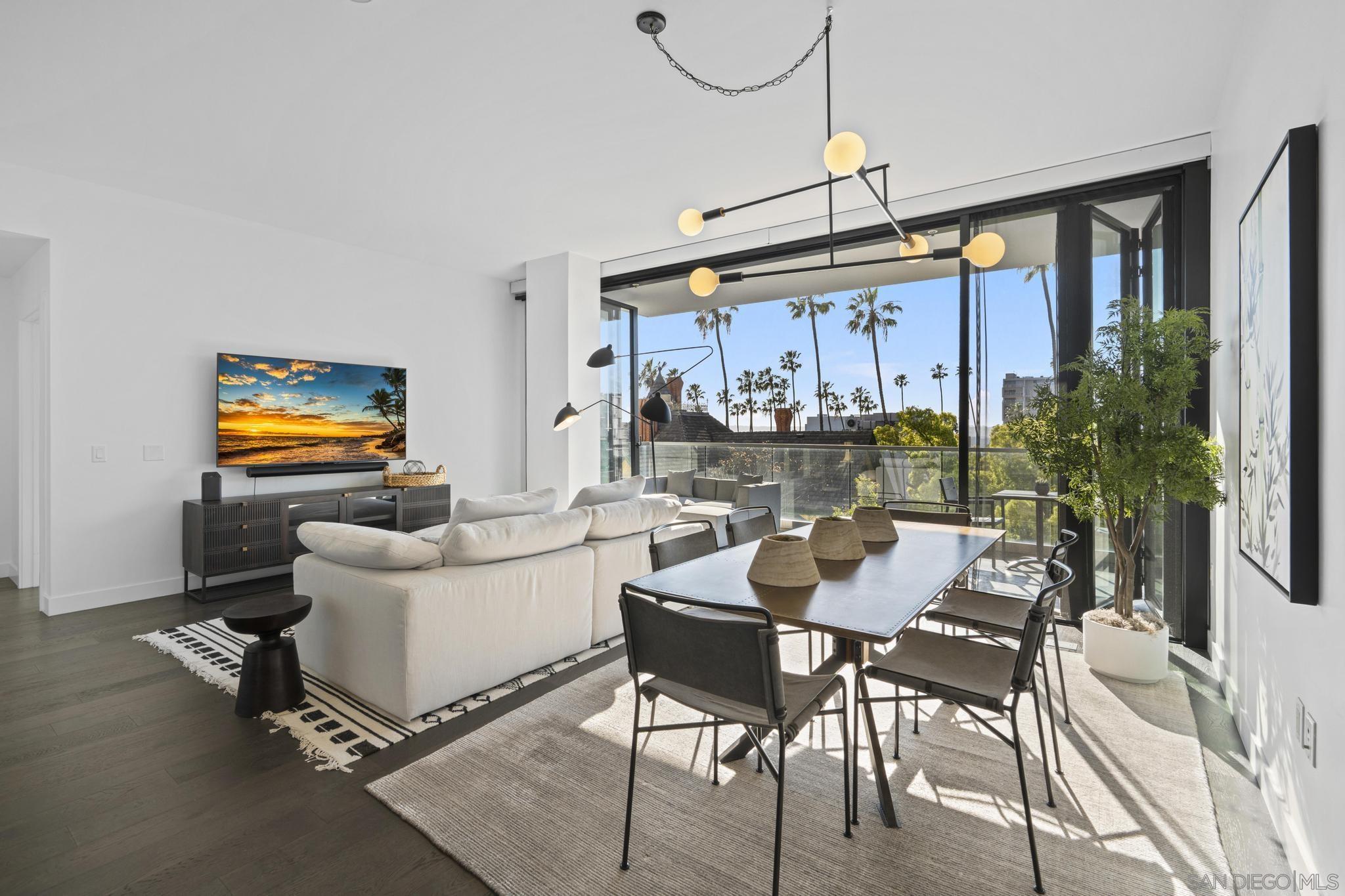 Detail Gallery Image 21 of 72 For 2604  5th Ave  #406,  San Diego,  CA 92103 - 2 Beds | 2 Baths