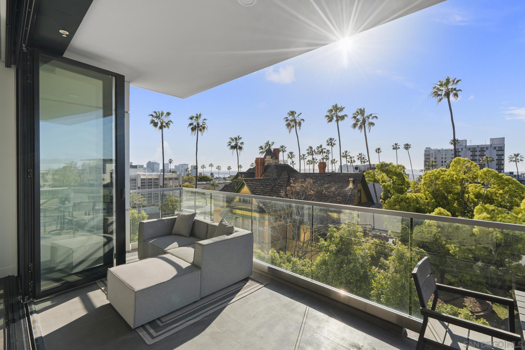 Detail Gallery Image 22 of 72 For 2604  5th Ave  #406,  San Diego,  CA 92103 - 2 Beds | 2 Baths