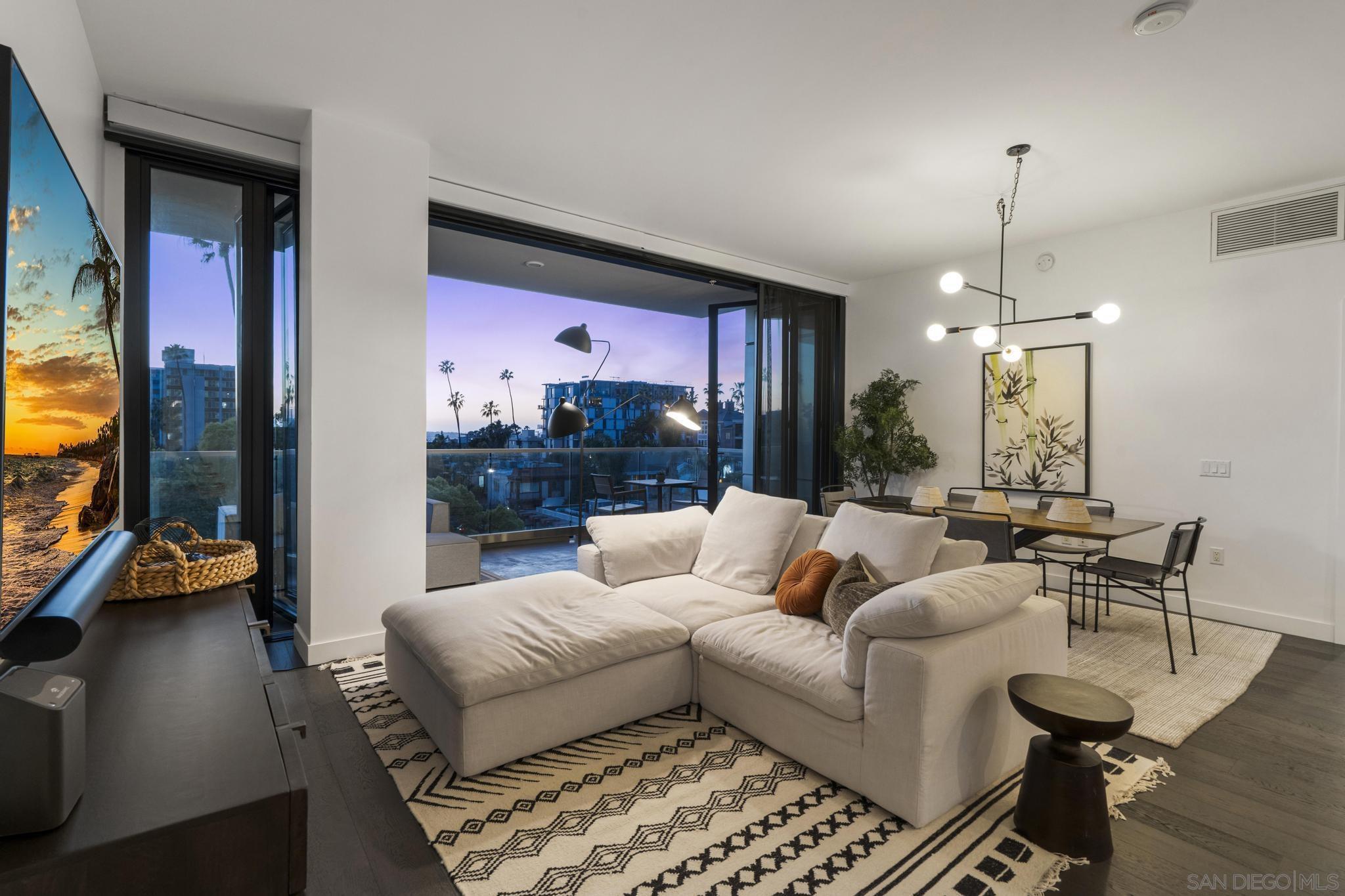 Detail Gallery Image 26 of 72 For 2604  5th Ave  #406,  San Diego,  CA 92103 - 2 Beds | 2 Baths