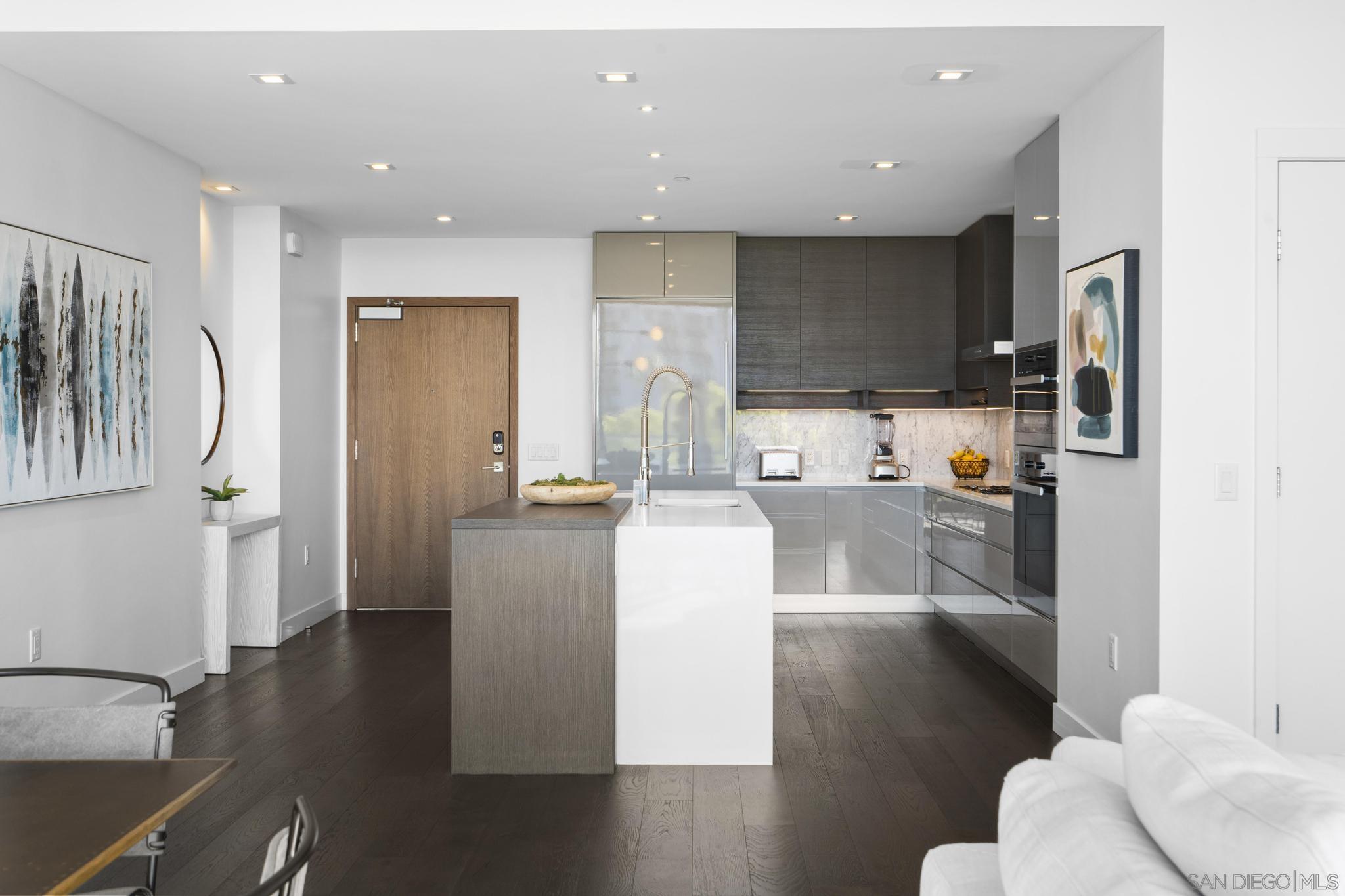 Detail Gallery Image 31 of 72 For 2604  5th Ave  #406,  San Diego,  CA 92103 - 2 Beds | 2 Baths