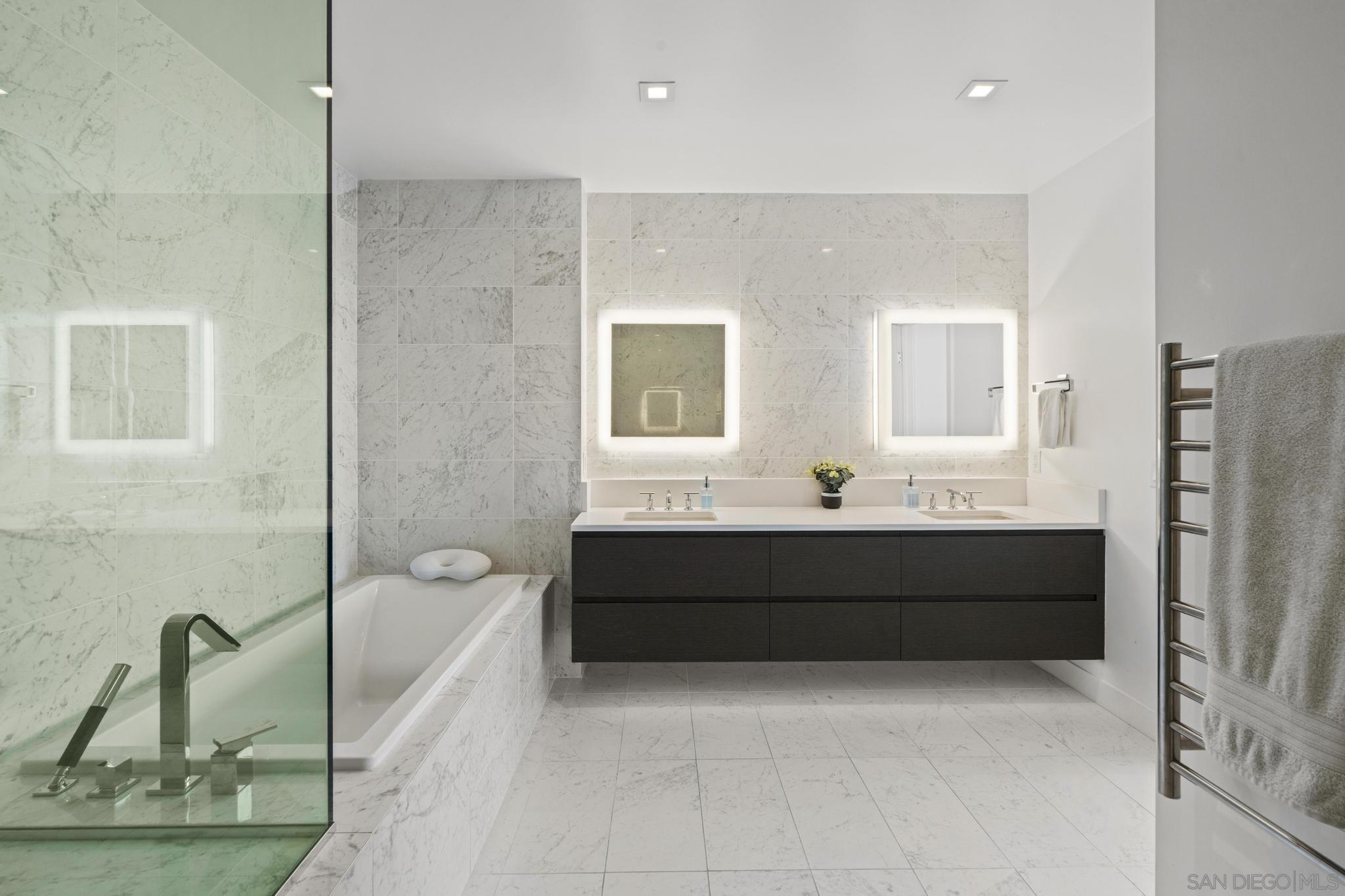 Detail Gallery Image 38 of 72 For 2604  5th Ave  #406,  San Diego,  CA 92103 - 2 Beds | 2 Baths