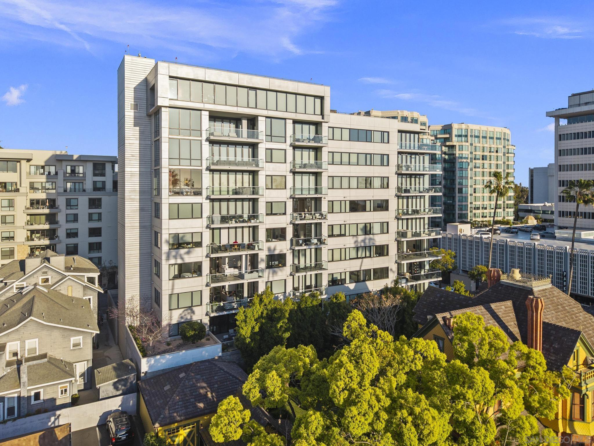 Detail Gallery Image 5 of 72 For 2604  5th Ave  #406,  San Diego,  CA 92103 - 2 Beds | 2 Baths