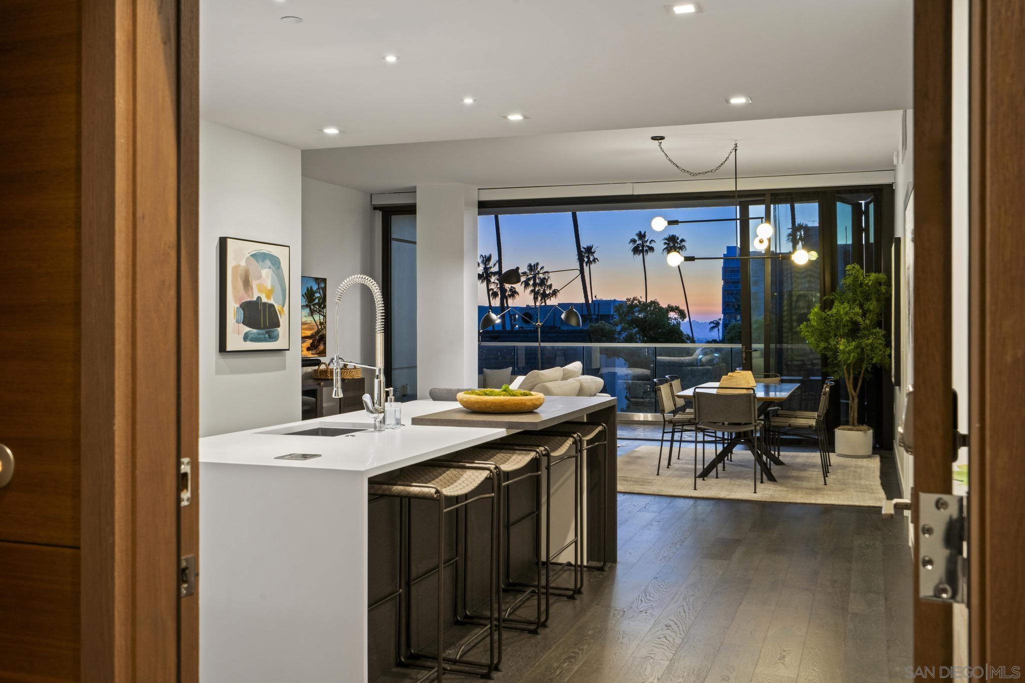 Detail Gallery Image 56 of 72 For 2604  5th Ave  #406,  San Diego,  CA 92103 - 2 Beds | 2 Baths