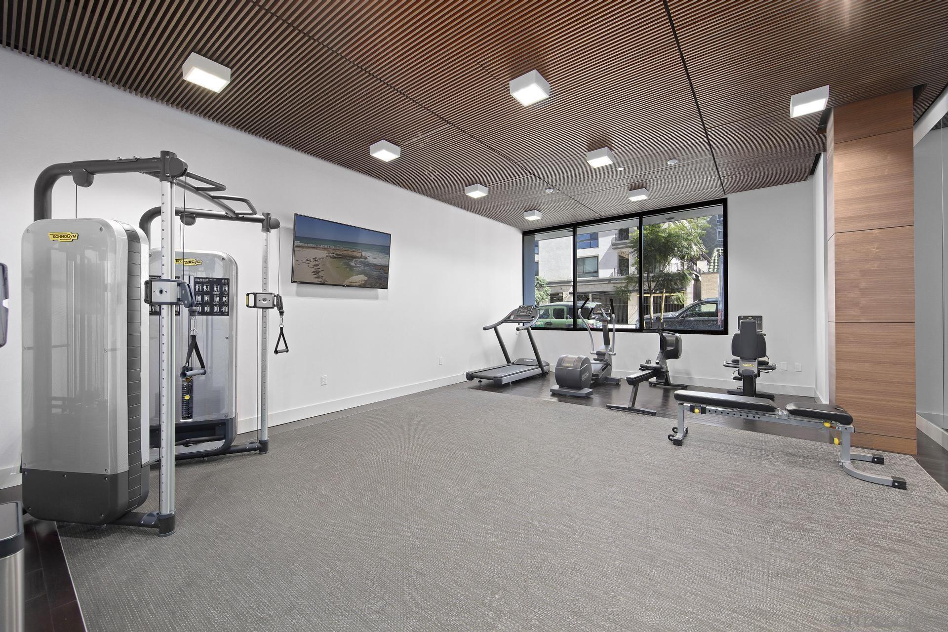 Detail Gallery Image 67 of 72 For 2604  5th Ave  #406,  San Diego,  CA 92103 - 2 Beds | 2 Baths