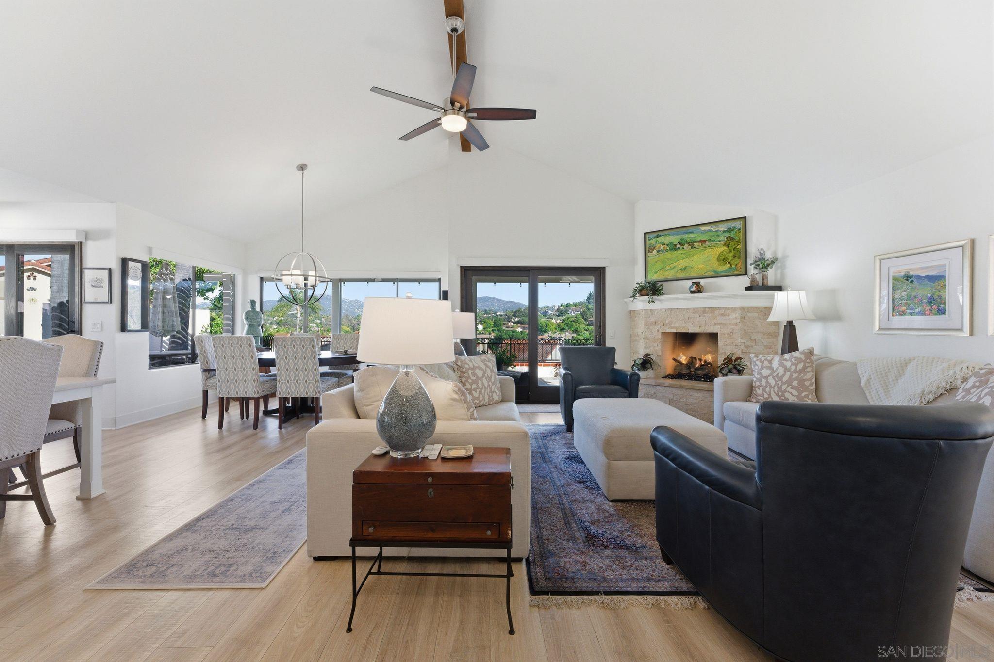 Detail Gallery Image 12 of 56 For 17663  Caminito Hercuba, San Diego,  CA 92128 - 2 Beds | 2 Baths