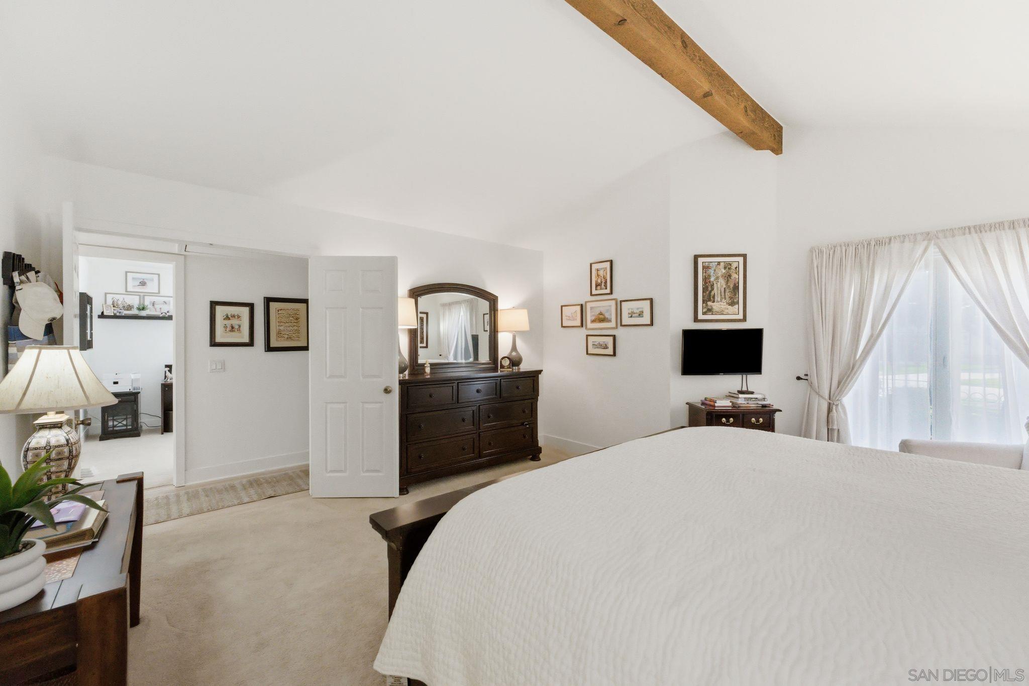 Detail Gallery Image 23 of 56 For 17663  Caminito Hercuba, San Diego,  CA 92128 - 2 Beds | 2 Baths