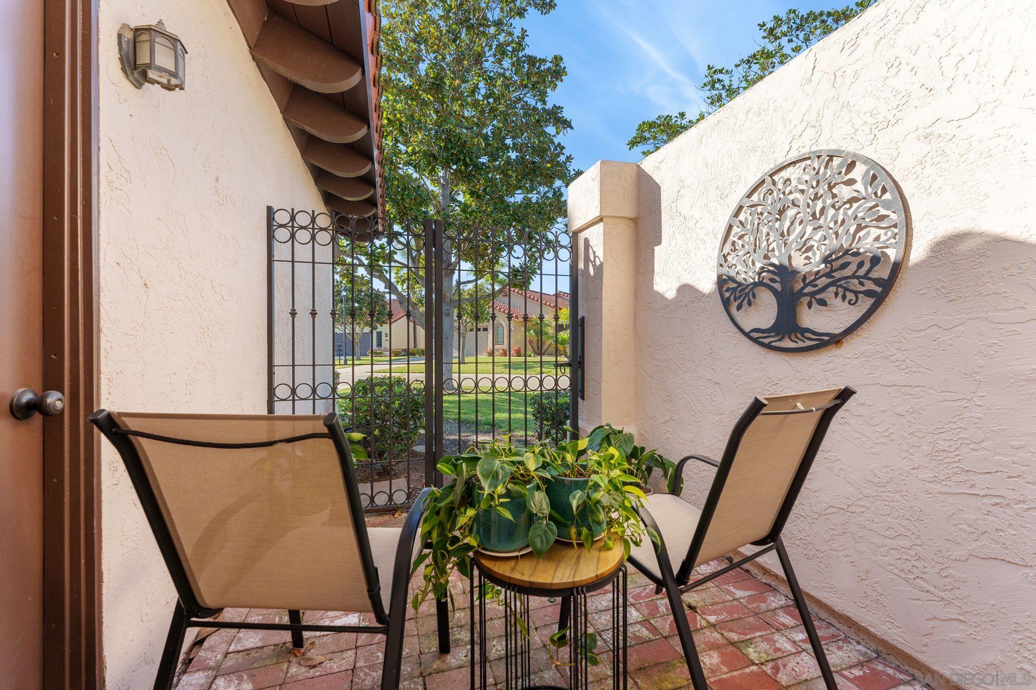 Detail Gallery Image 24 of 56 For 17663  Caminito Hercuba, San Diego,  CA 92128 - 2 Beds | 2 Baths
