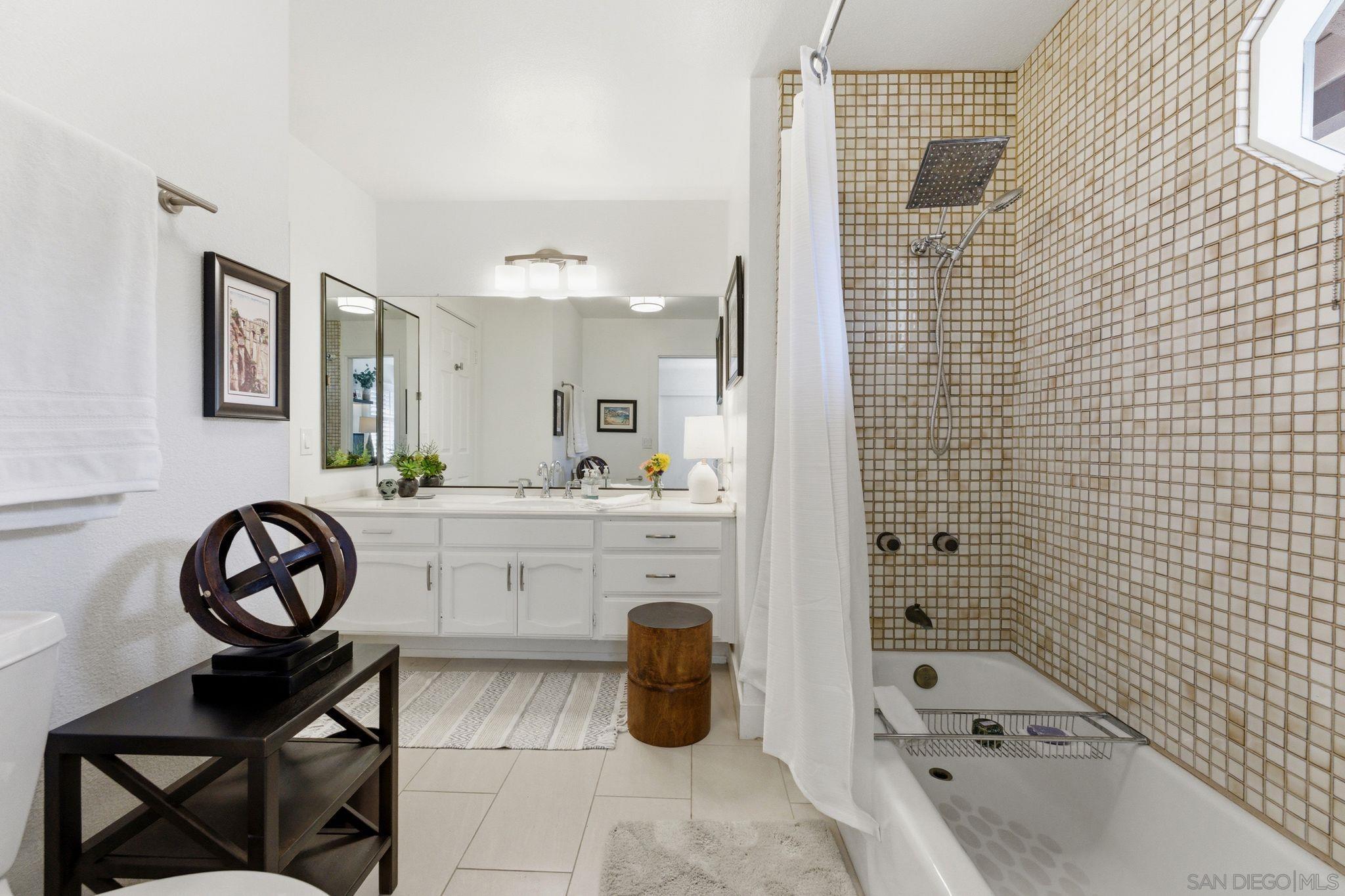 Detail Gallery Image 32 of 56 For 17663  Caminito Hercuba, San Diego,  CA 92128 - 2 Beds | 2 Baths