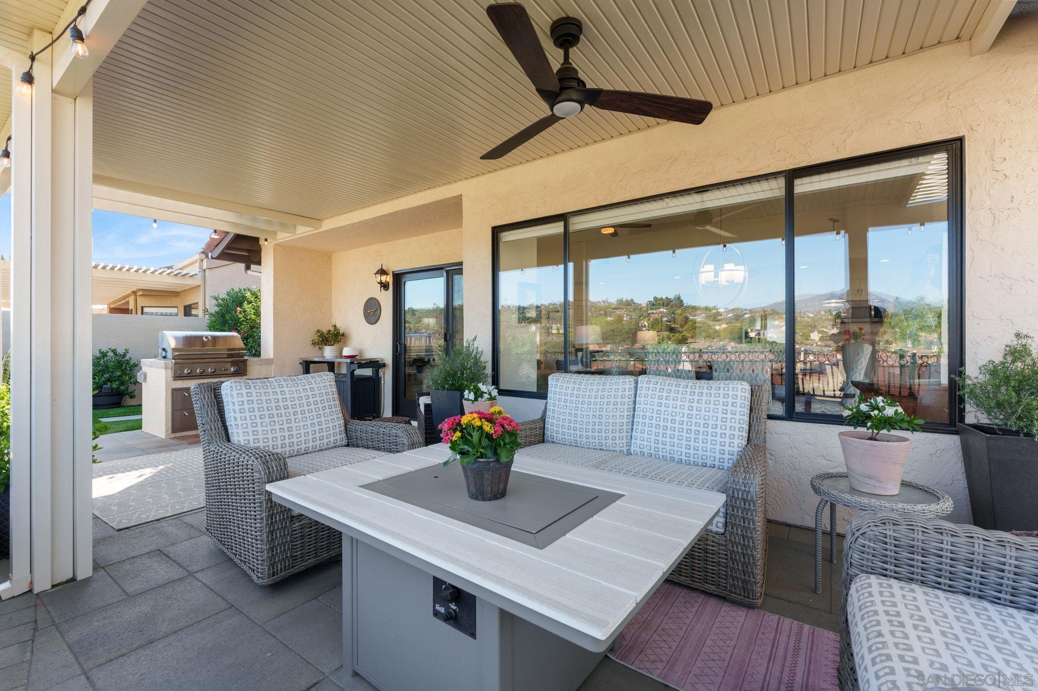 Detail Gallery Image 35 of 56 For 17663  Caminito Hercuba, San Diego,  CA 92128 - 2 Beds | 2 Baths