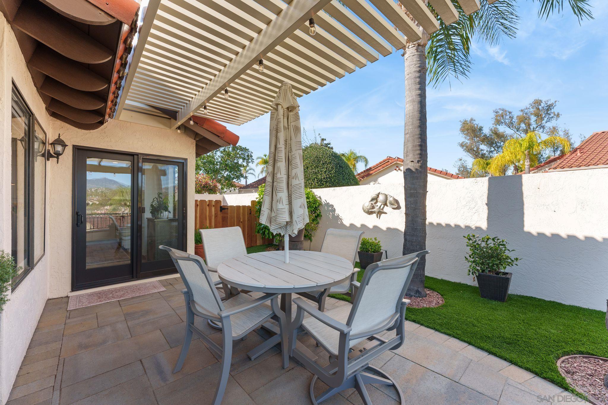 Detail Gallery Image 38 of 56 For 17663  Caminito Hercuba, San Diego,  CA 92128 - 2 Beds | 2 Baths