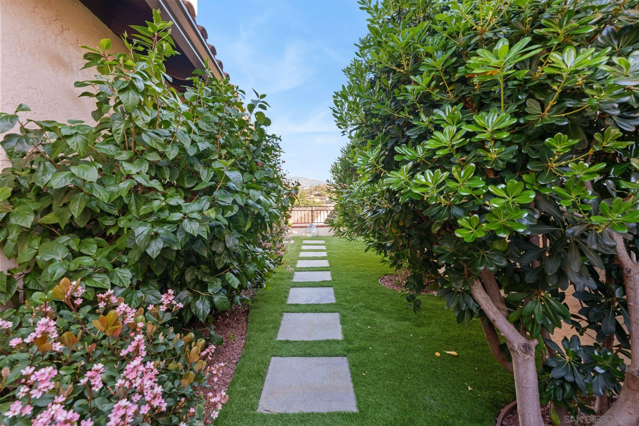 Detail Gallery Image 40 of 56 For 17663  Caminito Hercuba, San Diego,  CA 92128 - 2 Beds | 2 Baths