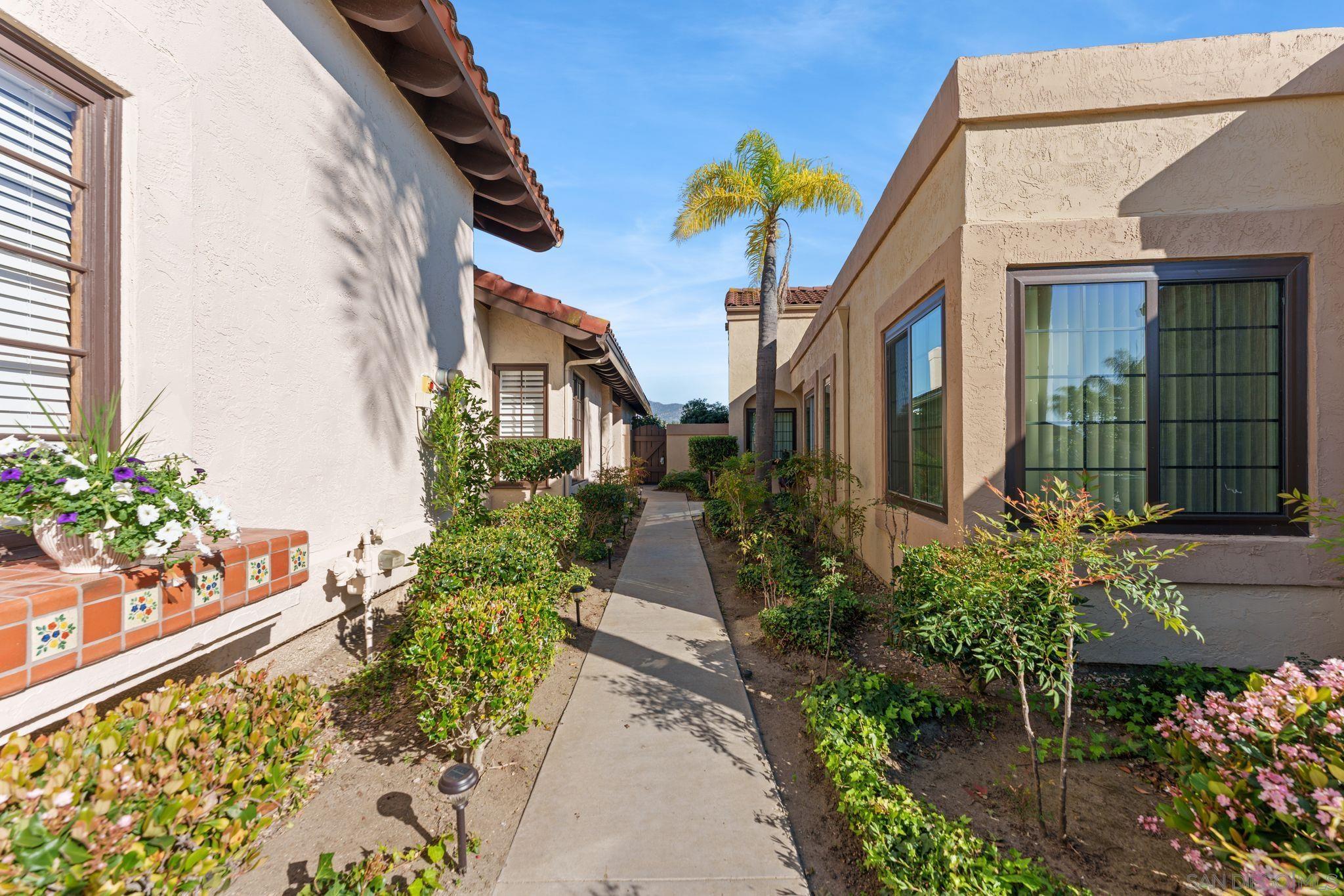 Detail Gallery Image 47 of 56 For 17663  Caminito Hercuba, San Diego,  CA 92128 - 2 Beds | 2 Baths