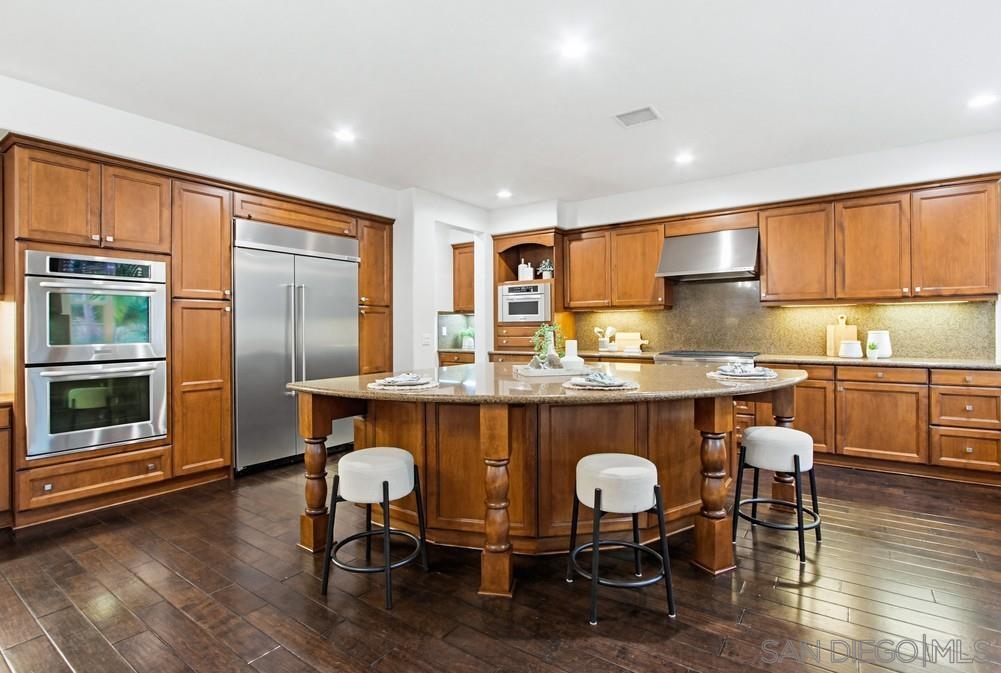 Detail Gallery Image 14 of 42 For 6626  Halite Pl, Carlsbad,  CA 92009 - 5 Beds | 4/1 Baths