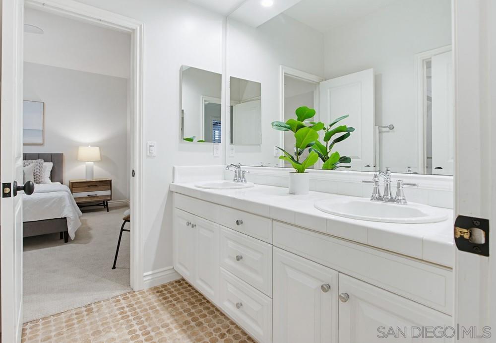 Detail Gallery Image 31 of 42 For 6626  Halite Pl, Carlsbad,  CA 92009 - 5 Beds | 4/1 Baths