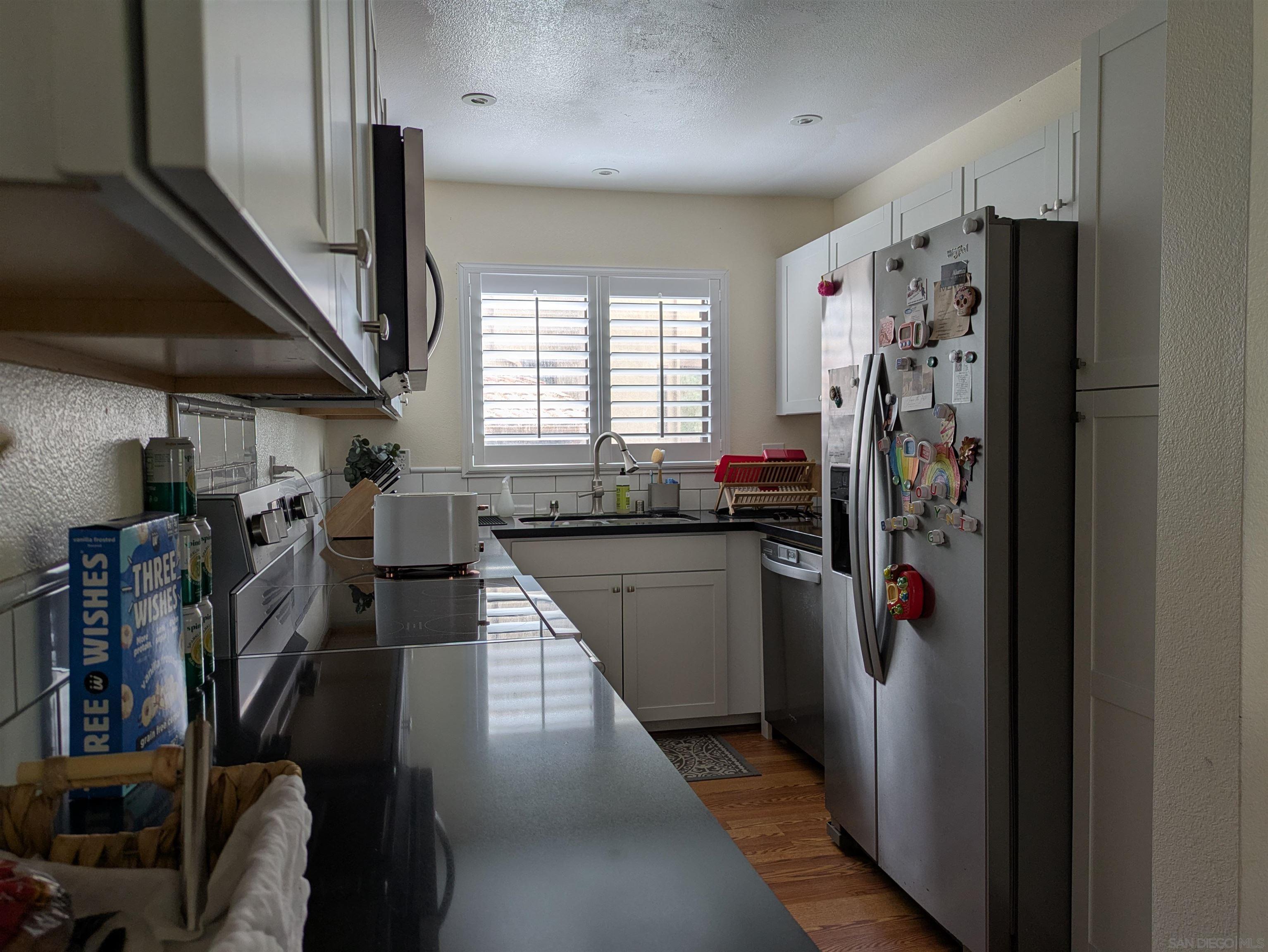 Detail Gallery Image 10 of 34 For 5920  Mission Center Rd  #a,  San Diego,  CA 92123 - 2 Beds | 2/1 Baths