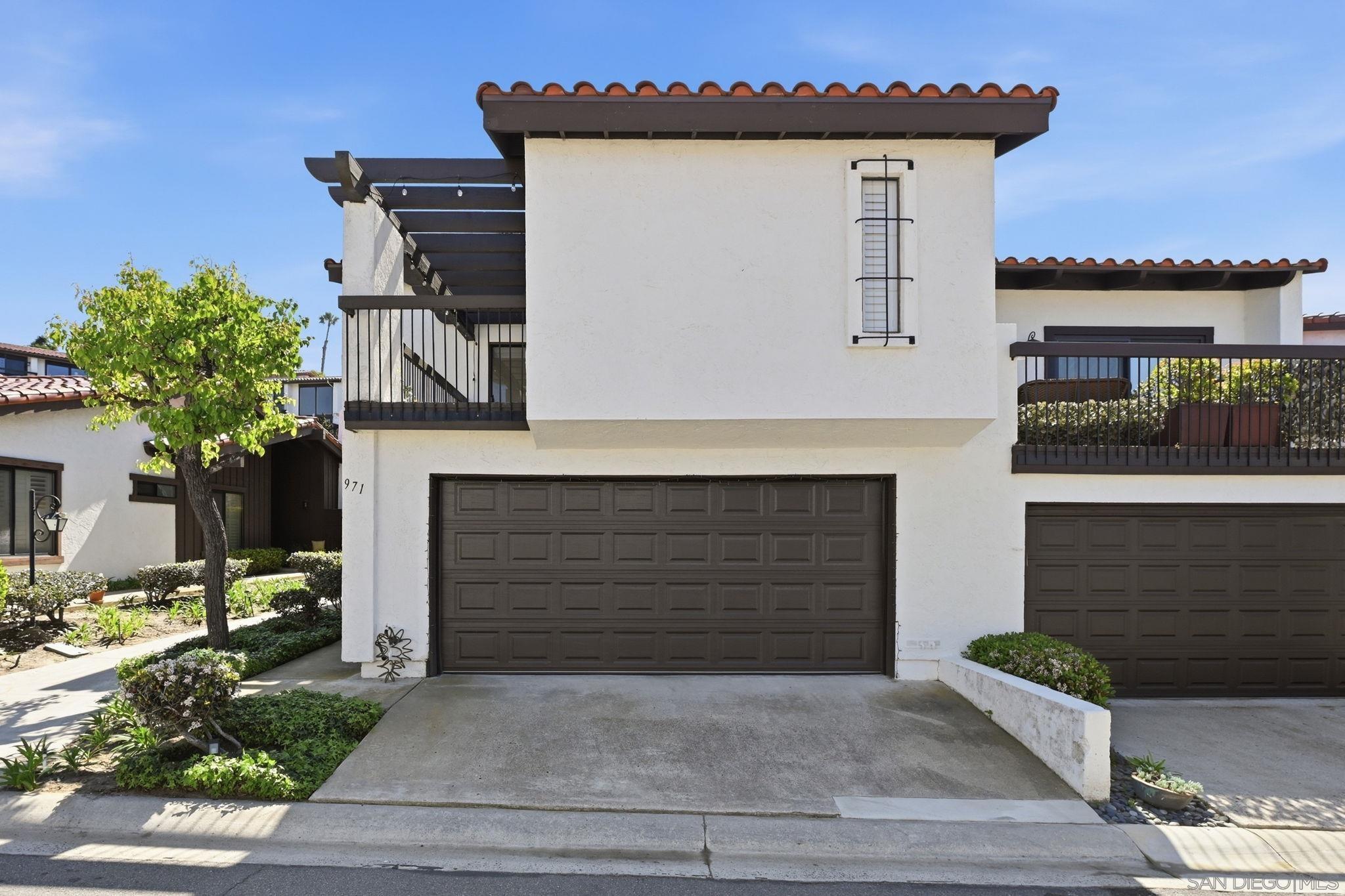 Detail Gallery Image 2 of 34 For 971  Santa Helena Park Ct, Solana Beach,  CA 92075 - 3 Beds | 2/1 Baths