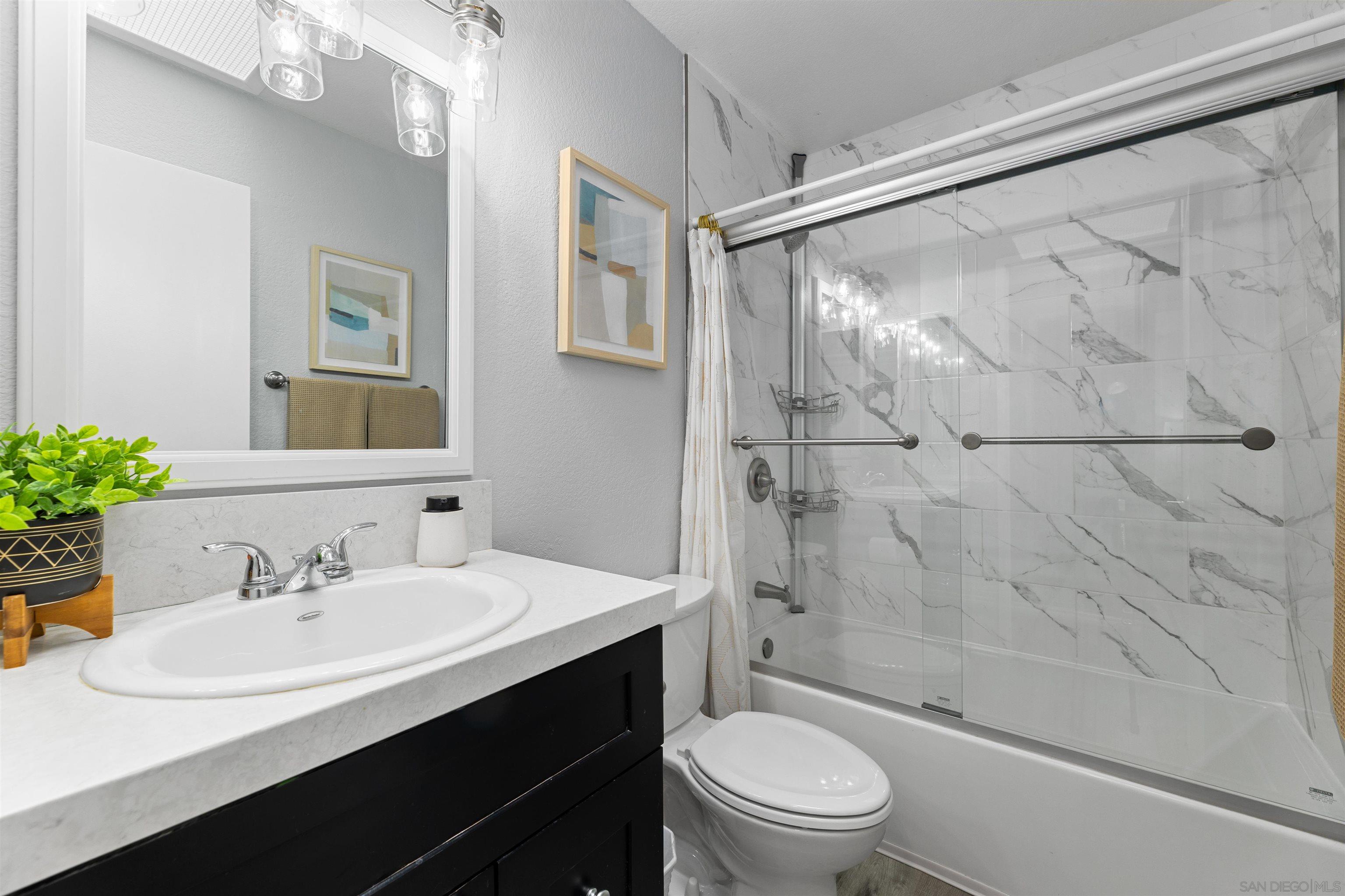 Detail Gallery Image 20 of 38 For 2407  Teaberry Glen, Escondido,  CA 92027 - 3 Beds | 2 Baths