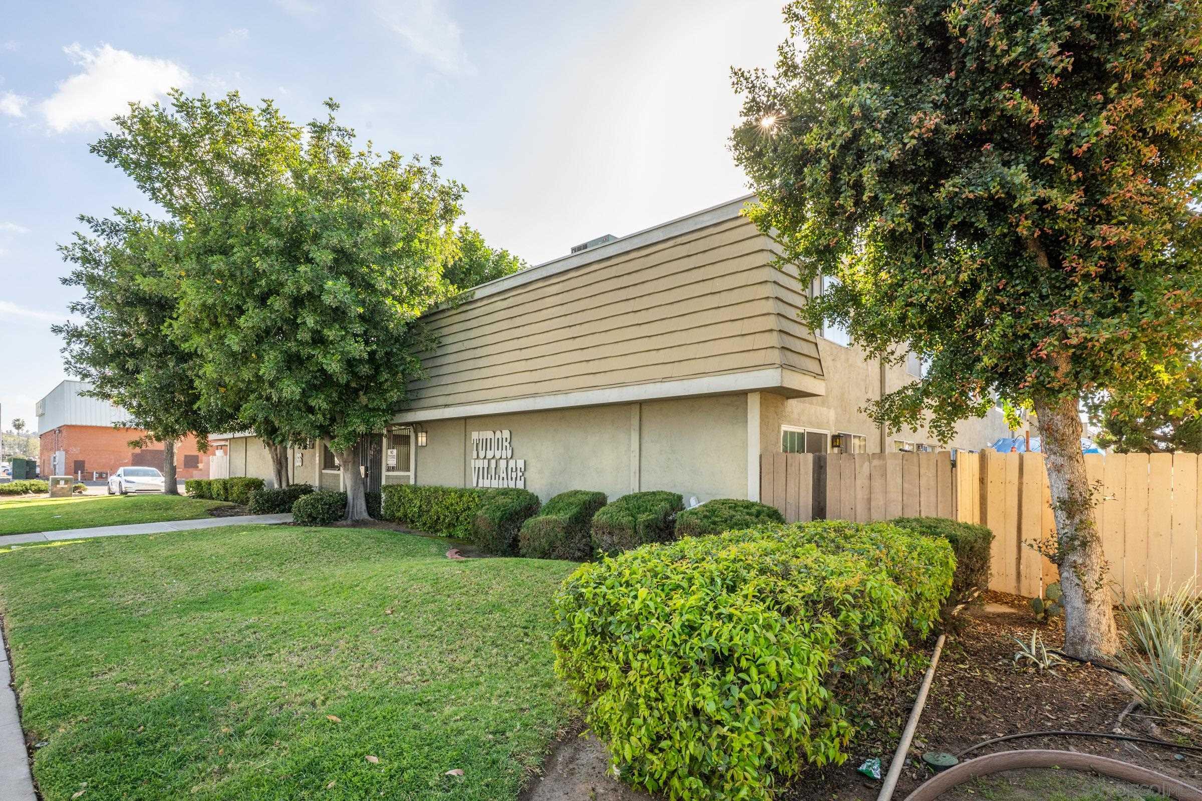 Detail Gallery Image 17 of 50 For 166 N 1st St.  #23,  El Cajon,  CA 92021 - 2 Beds | 1/1 Baths