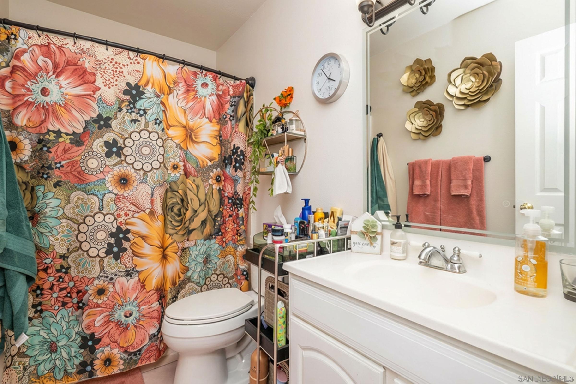 Detail Gallery Image 8 of 50 For 166 N 1st St.  #23,  El Cajon,  CA 92021 - 2 Beds | 1/1 Baths