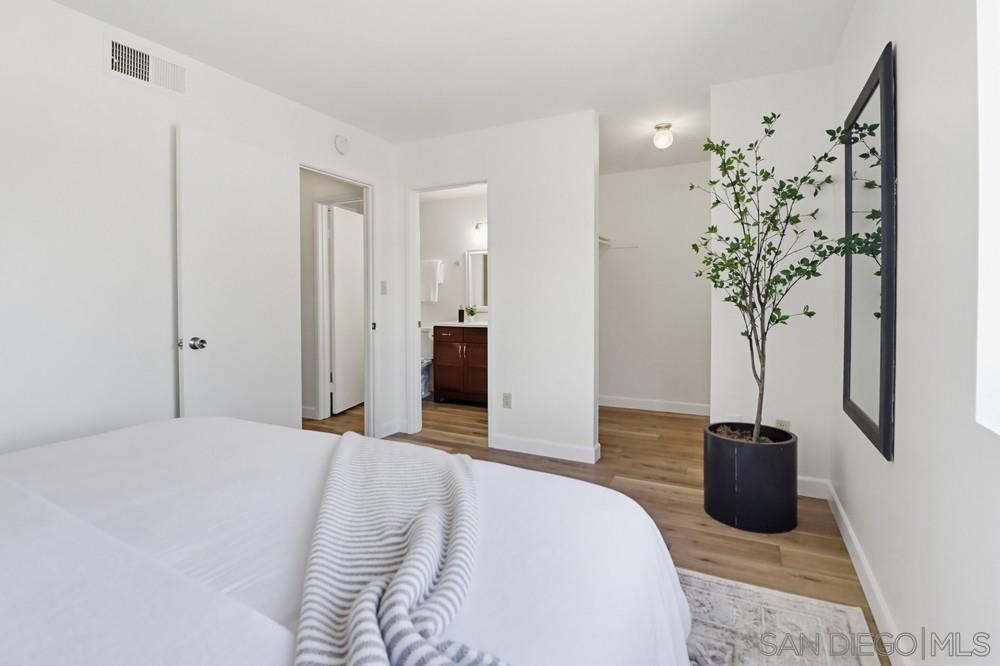 Detail Gallery Image 14 of 30 For 10606  Magnolia, Santee,  CA 92071 - 3 Beds | 1/1 Baths