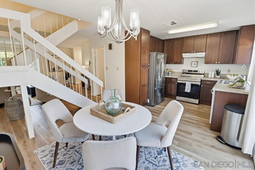 Detail Gallery Image 8 of 30 For 10606  Magnolia, Santee,  CA 92071 - 3 Beds | 1/1 Baths