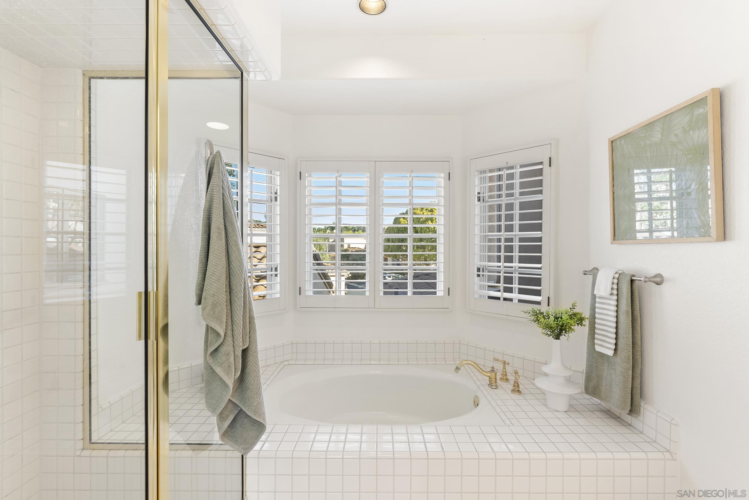 Detail Gallery Image 25 of 39 For 3774  Paseo Vista Famosa, Rancho Santa Fe,  CA 92091 - 3 Beds | 2/1 Baths