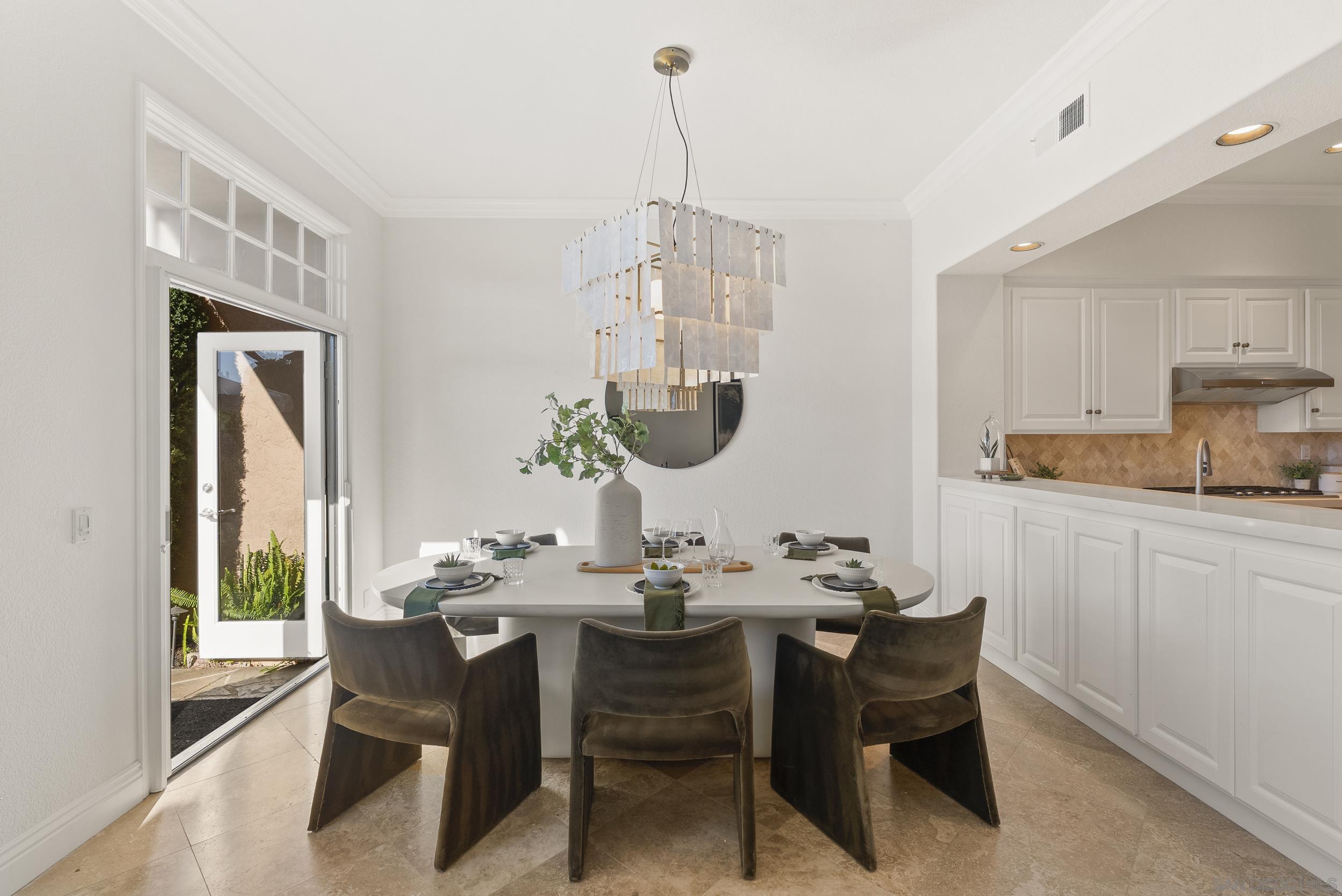 Detail Gallery Image 8 of 39 For 3774  Paseo Vista Famosa, Rancho Santa Fe,  CA 92091 - 3 Beds | 2/1 Baths