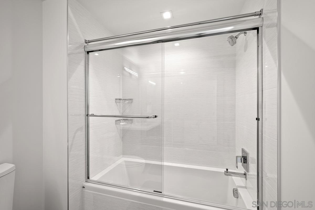 Detail Gallery Image 16 of 74 For 1388  Kettner Blvd  2304, San Diego,  CA 92101 - 2 Beds | 2 Baths