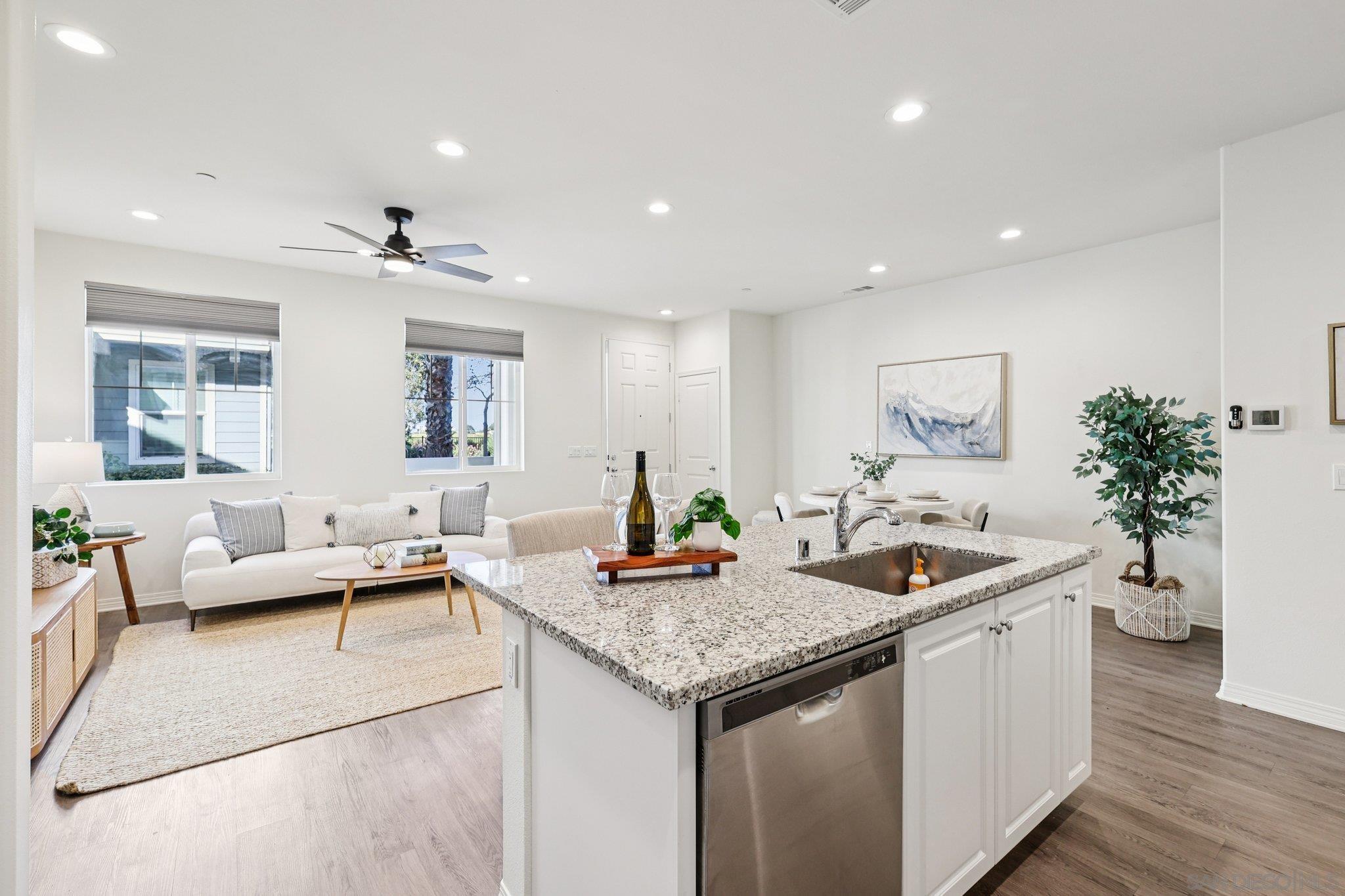 Detail Gallery Image 20 of 62 For 502  Surfbird Ln, Imperial Beach,  CA 91932 - 3 Beds | 2/1 Baths