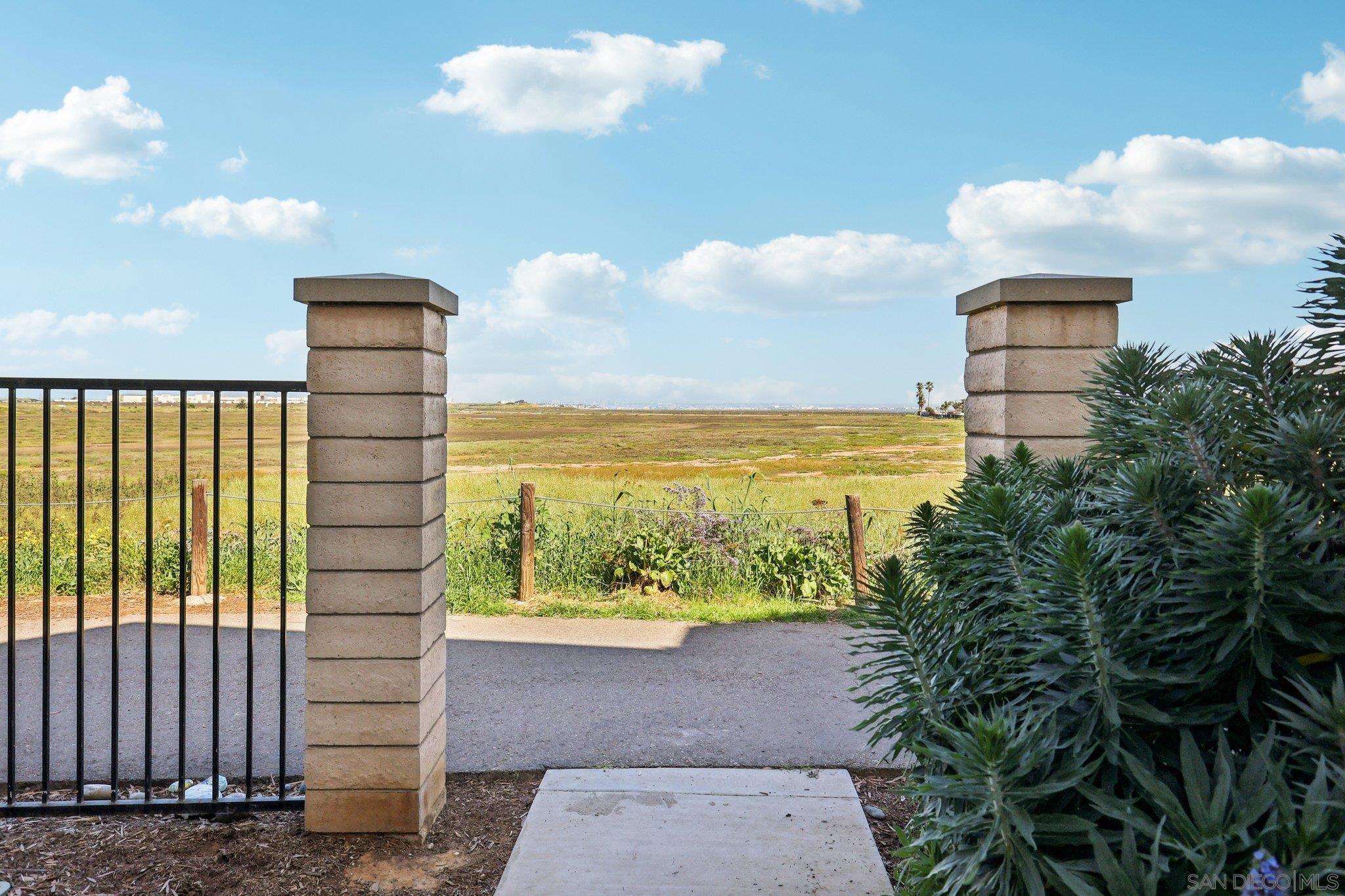 Detail Gallery Image 6 of 62 For 502  Surfbird Ln, Imperial Beach,  CA 91932 - 3 Beds | 2/1 Baths