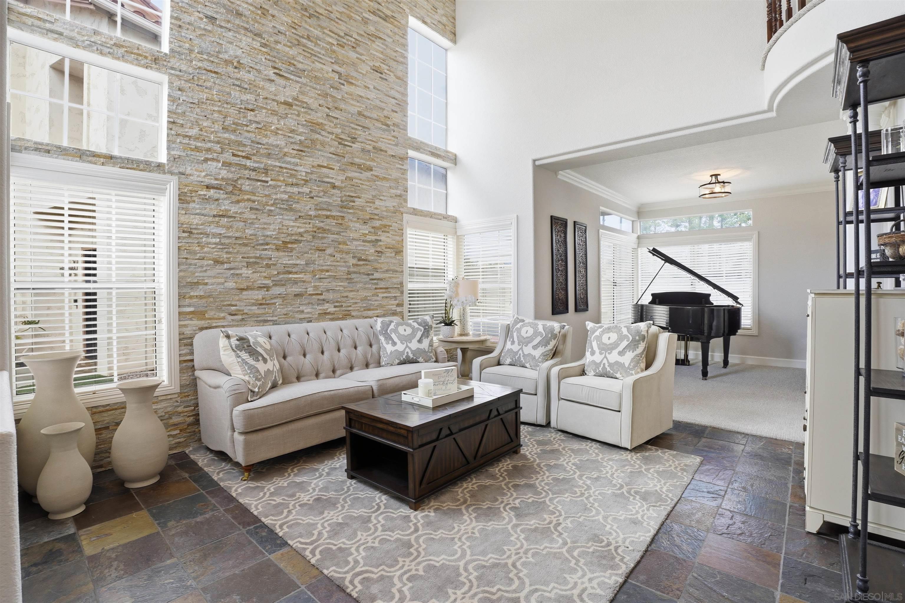 Front Image Thumbnail for SD260005850