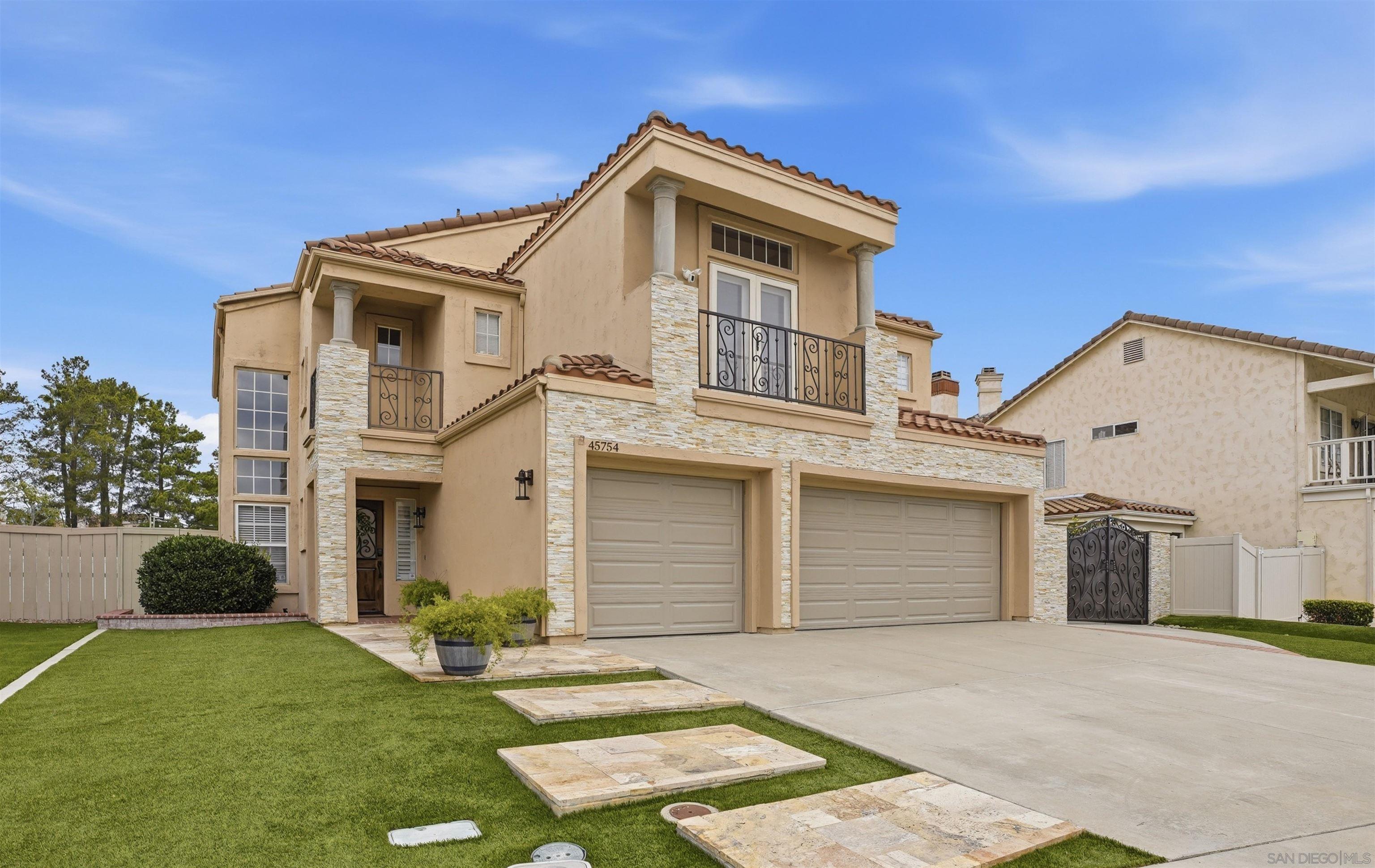 Detail Gallery Image 3 of 36 For 45754  Corte Lerma, Temecula,  CA 92592 - 5 Beds | 2/1 Baths