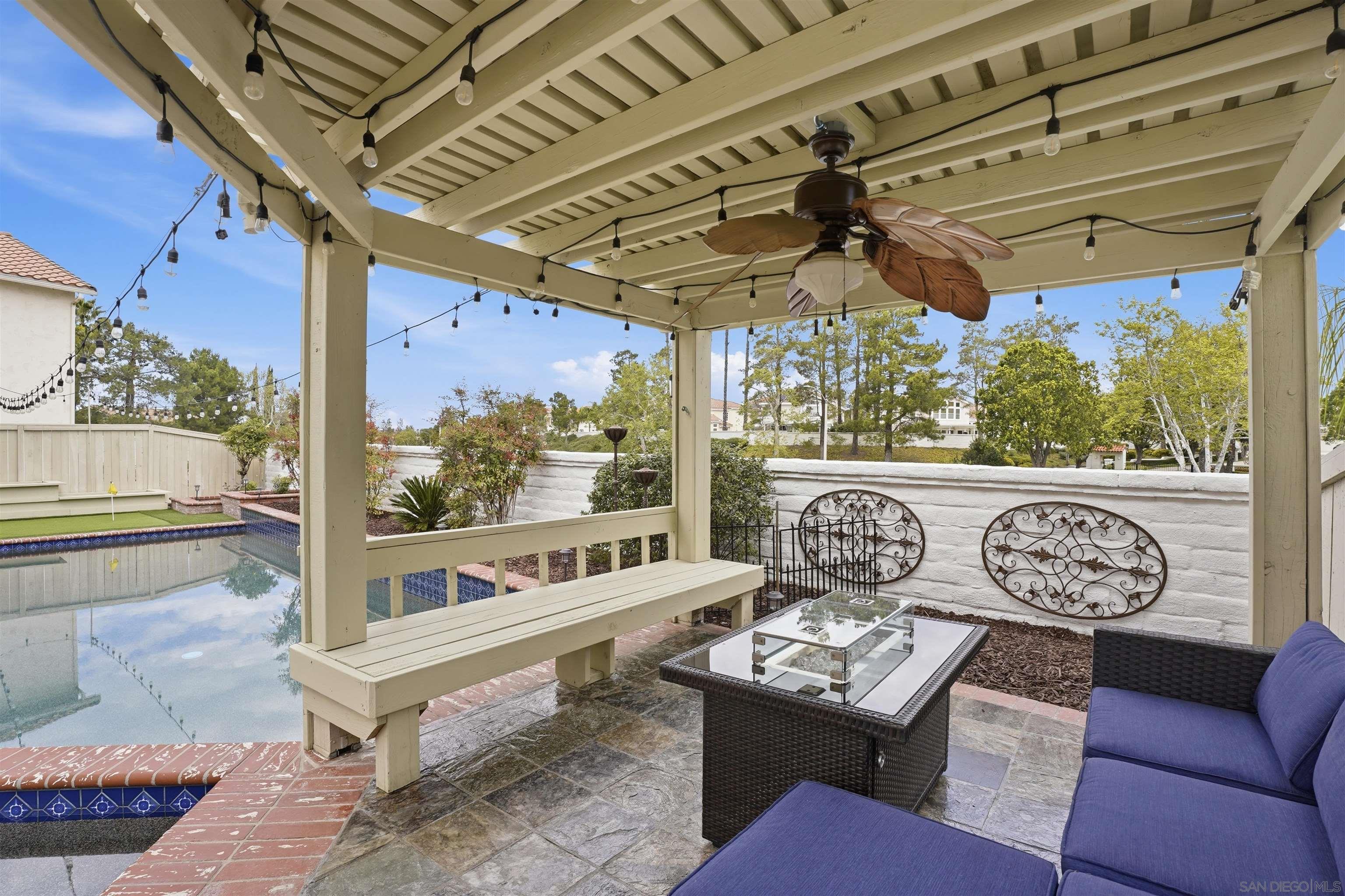 Detail Gallery Image 8 of 36 For 45754  Corte Lerma, Temecula,  CA 92592 - 5 Beds | 2/1 Baths