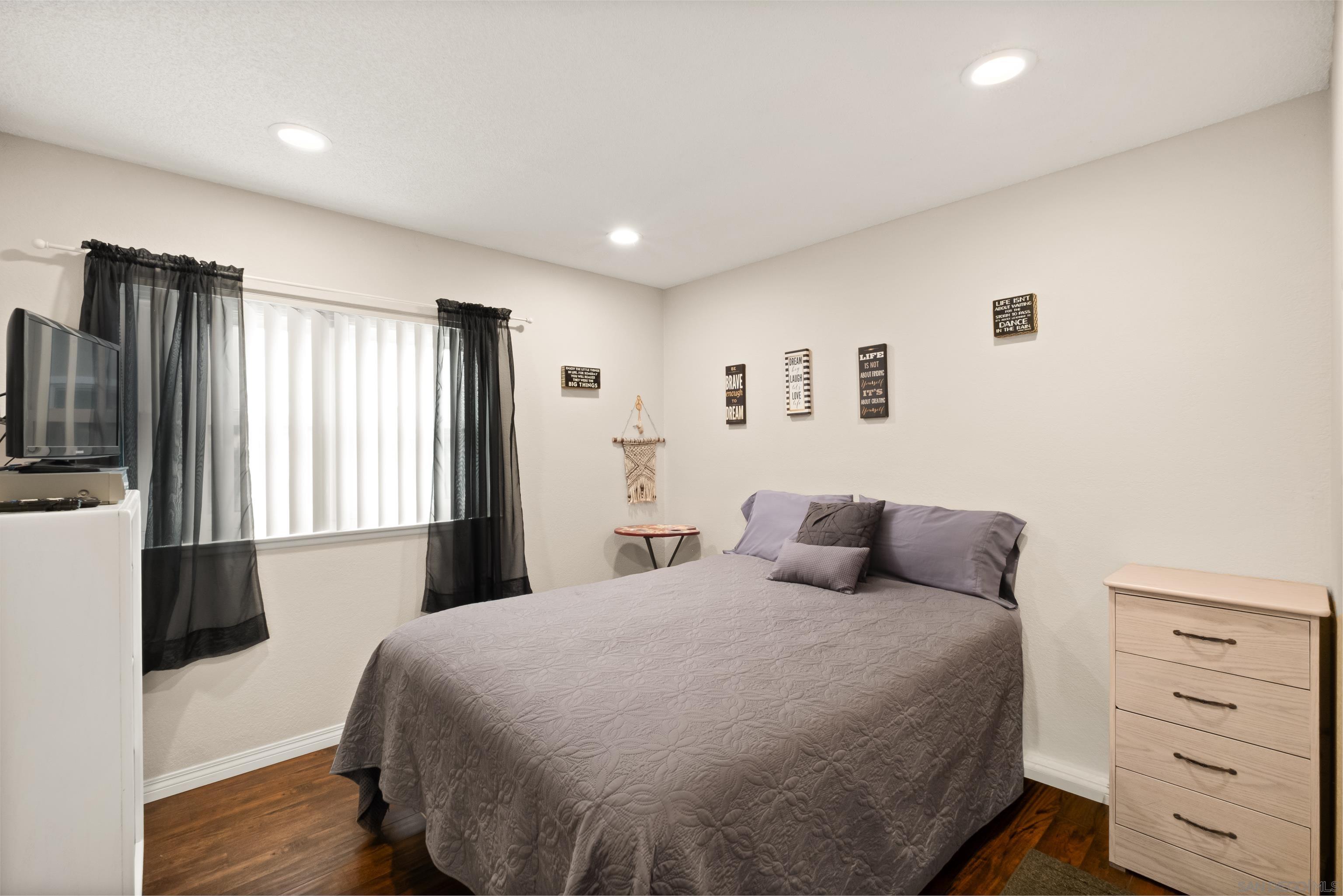 Detail Gallery Image 14 of 35 For 3759  Cherrystone Street, Oceanside,  CA 92058 - 4 Beds | 2 Baths