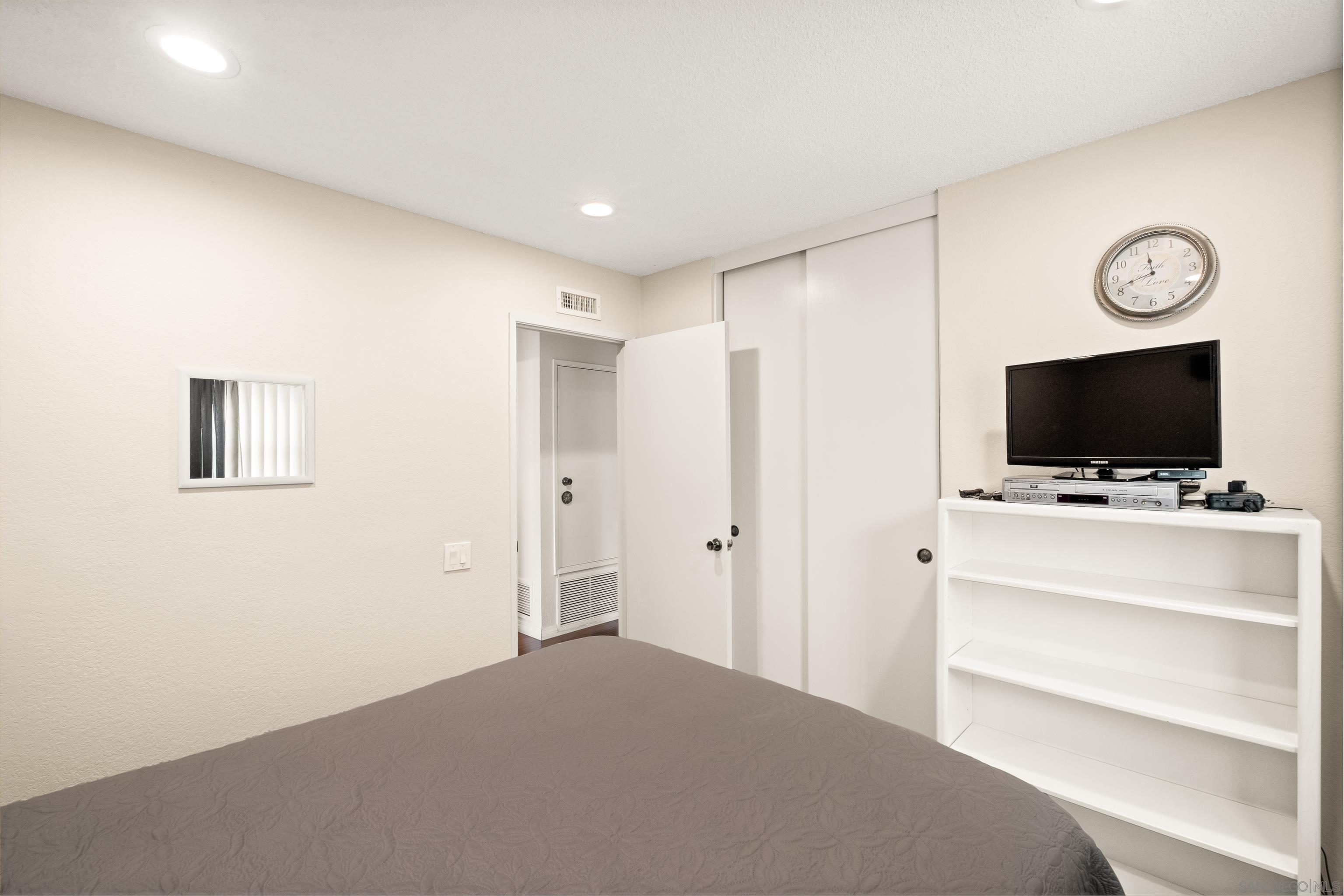 Detail Gallery Image 15 of 35 For 3759  Cherrystone Street, Oceanside,  CA 92058 - 4 Beds | 2 Baths