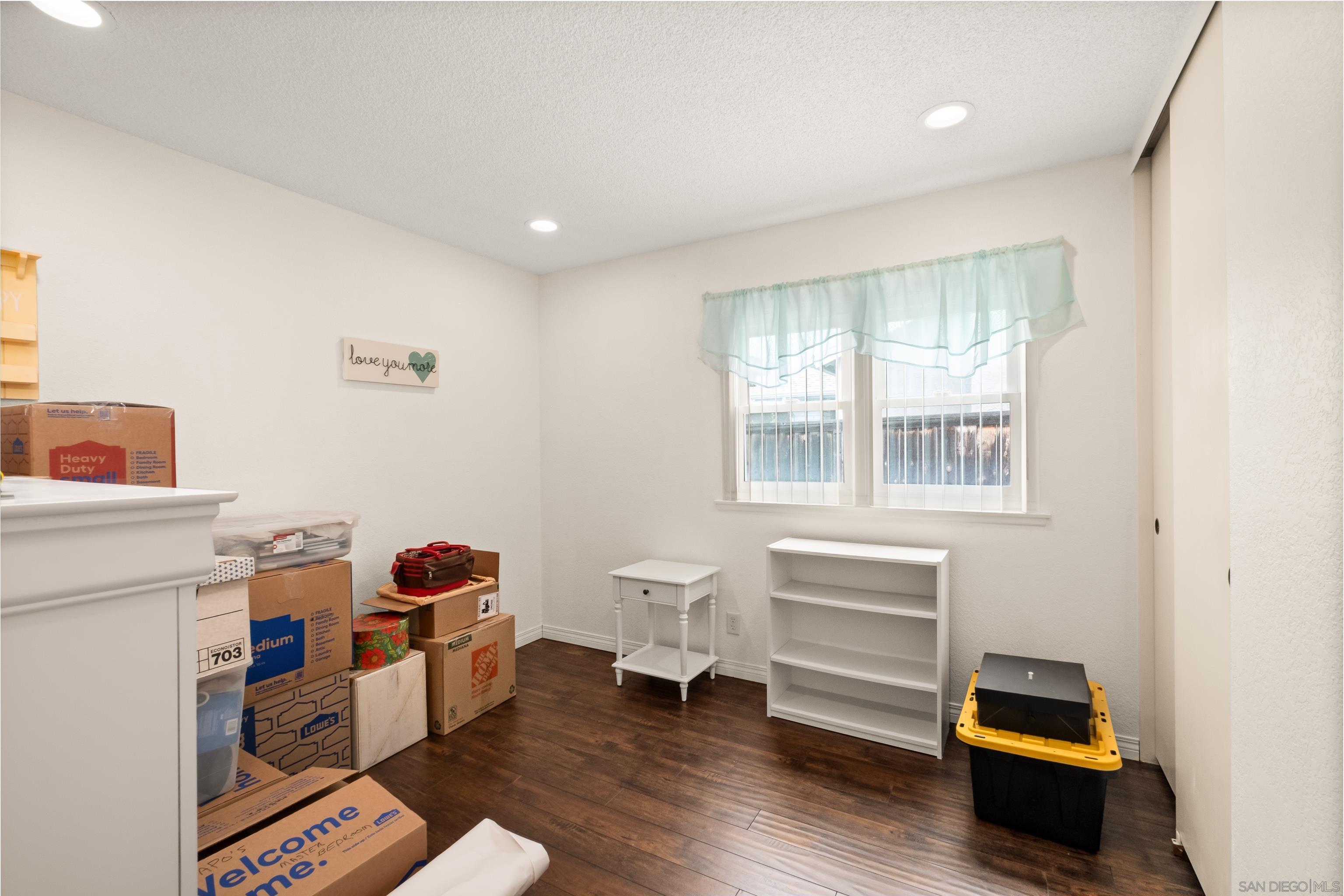 Detail Gallery Image 16 of 35 For 3759  Cherrystone Street, Oceanside,  CA 92058 - 4 Beds | 2 Baths