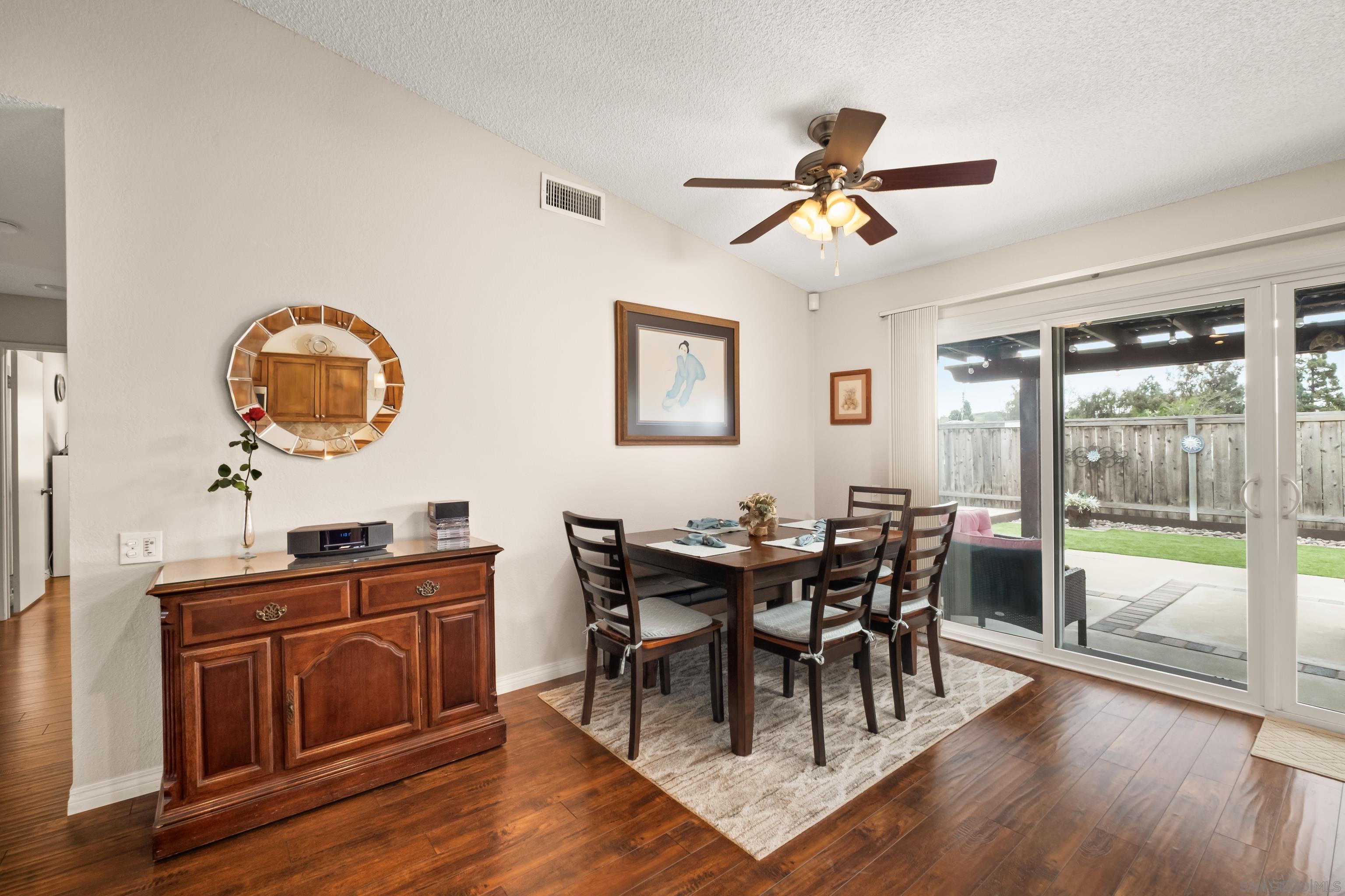 Detail Gallery Image 9 of 35 For 3759  Cherrystone Street, Oceanside,  CA 92058 - 4 Beds | 2 Baths