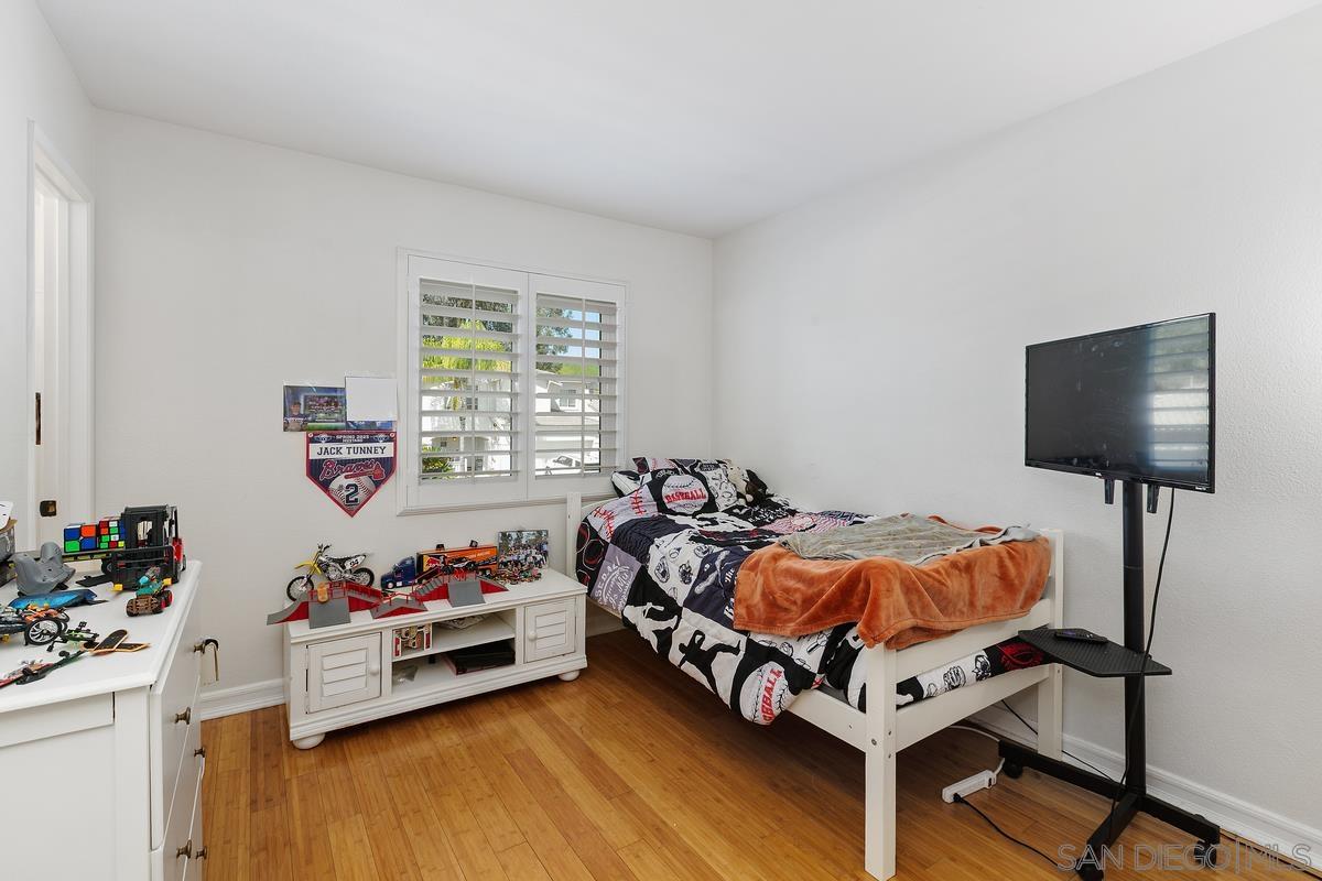 Detail Gallery Image 12 of 23 For 32849  Charmes Ct, Temecula,  CA 92592 - 3 Beds | 2/1 Baths