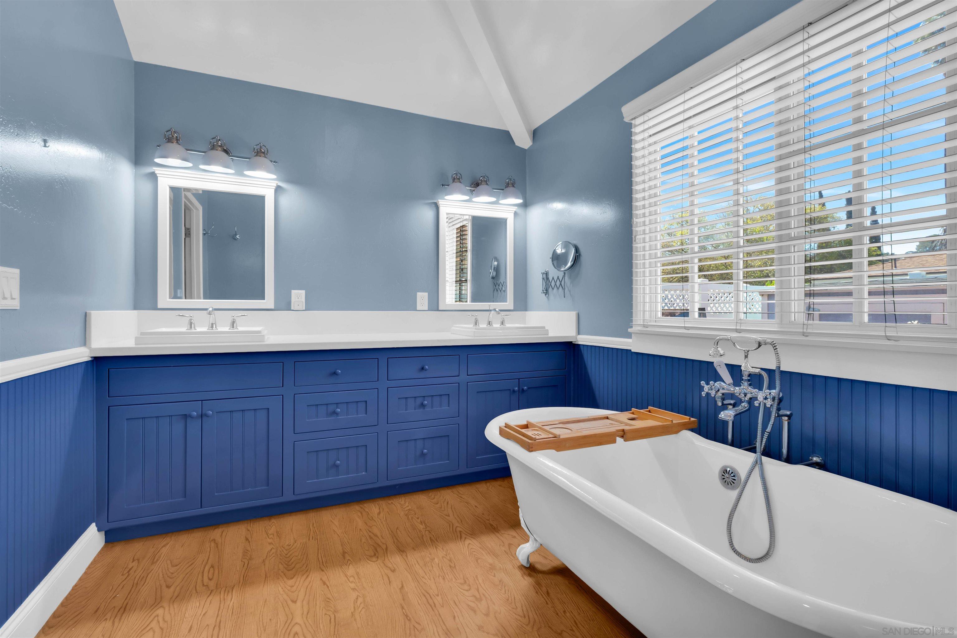 Detail Gallery Image 19 of 35 For 4894  Garfield St, La Mesa,  CA 91941 - 3 Beds | 3 Baths