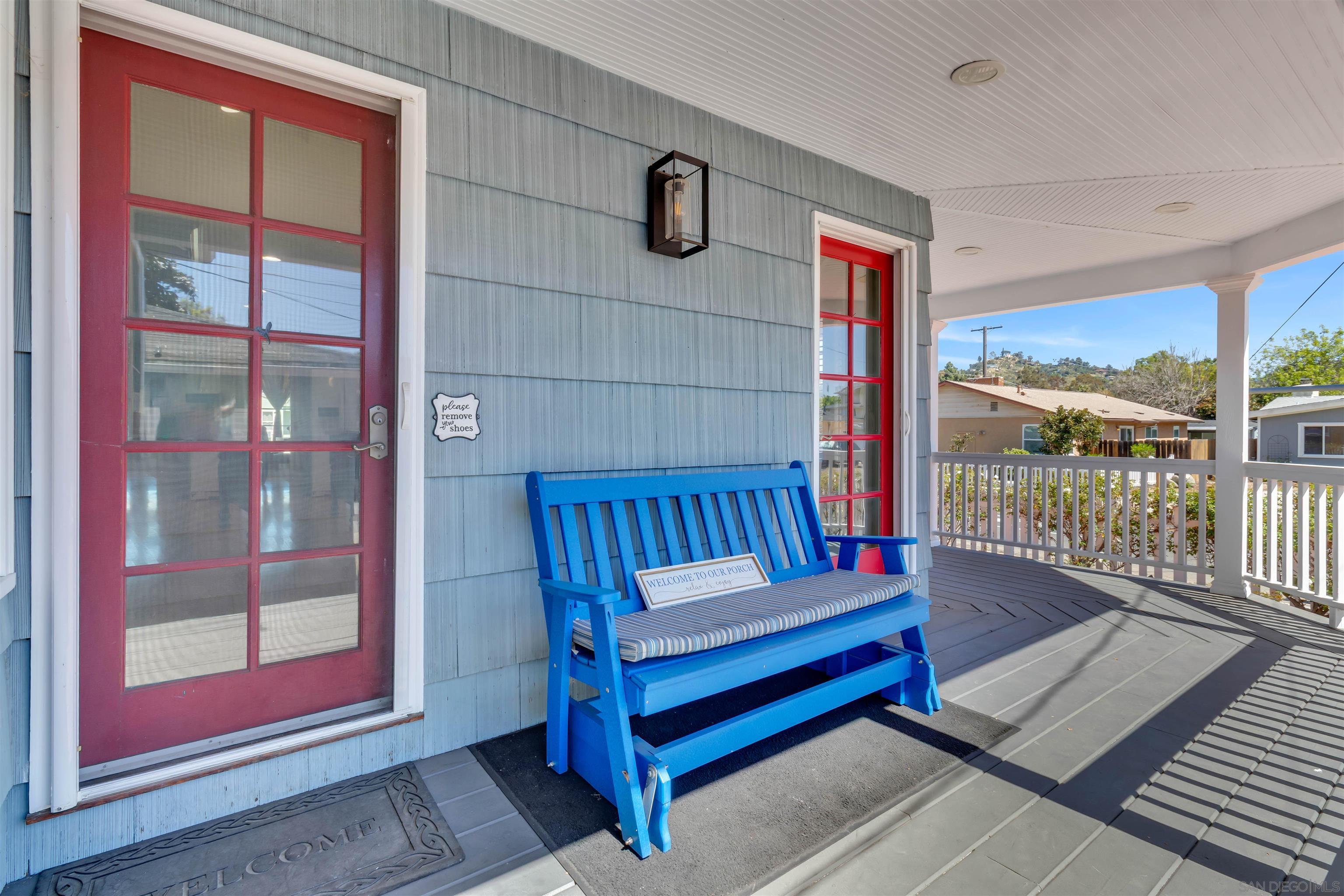 Detail Gallery Image 3 of 35 For 4894  Garfield St, La Mesa,  CA 91941 - 3 Beds | 3 Baths