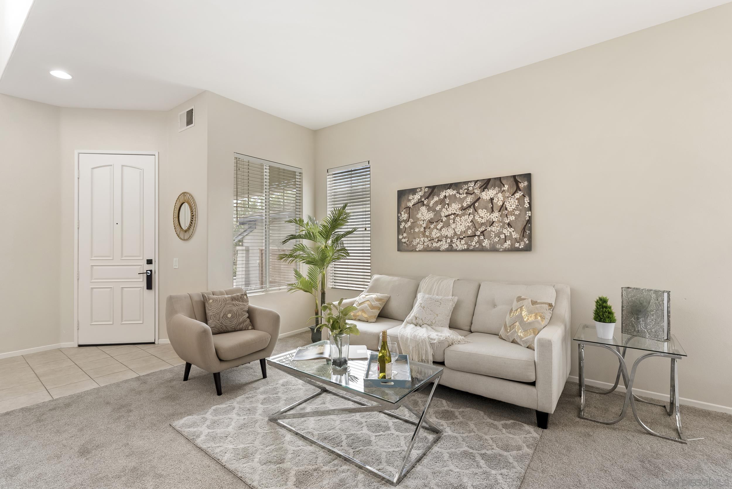 Detail Gallery Image 13 of 58 For 2609  Saddleback St, Chula Vista,  CA 91914 - 5 Beds | 3 Baths