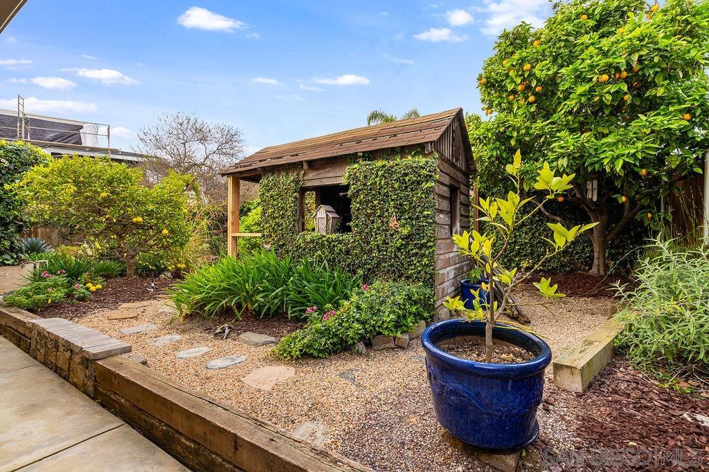 Detail Gallery Image 18 of 36 For 4210  Moraga Ave, San Diego,  CA 92117 - 4 Beds | 3 Baths