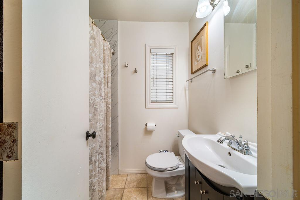 Detail Gallery Image 25 of 36 For 4210  Moraga Ave, San Diego,  CA 92117 - 4 Beds | 3 Baths