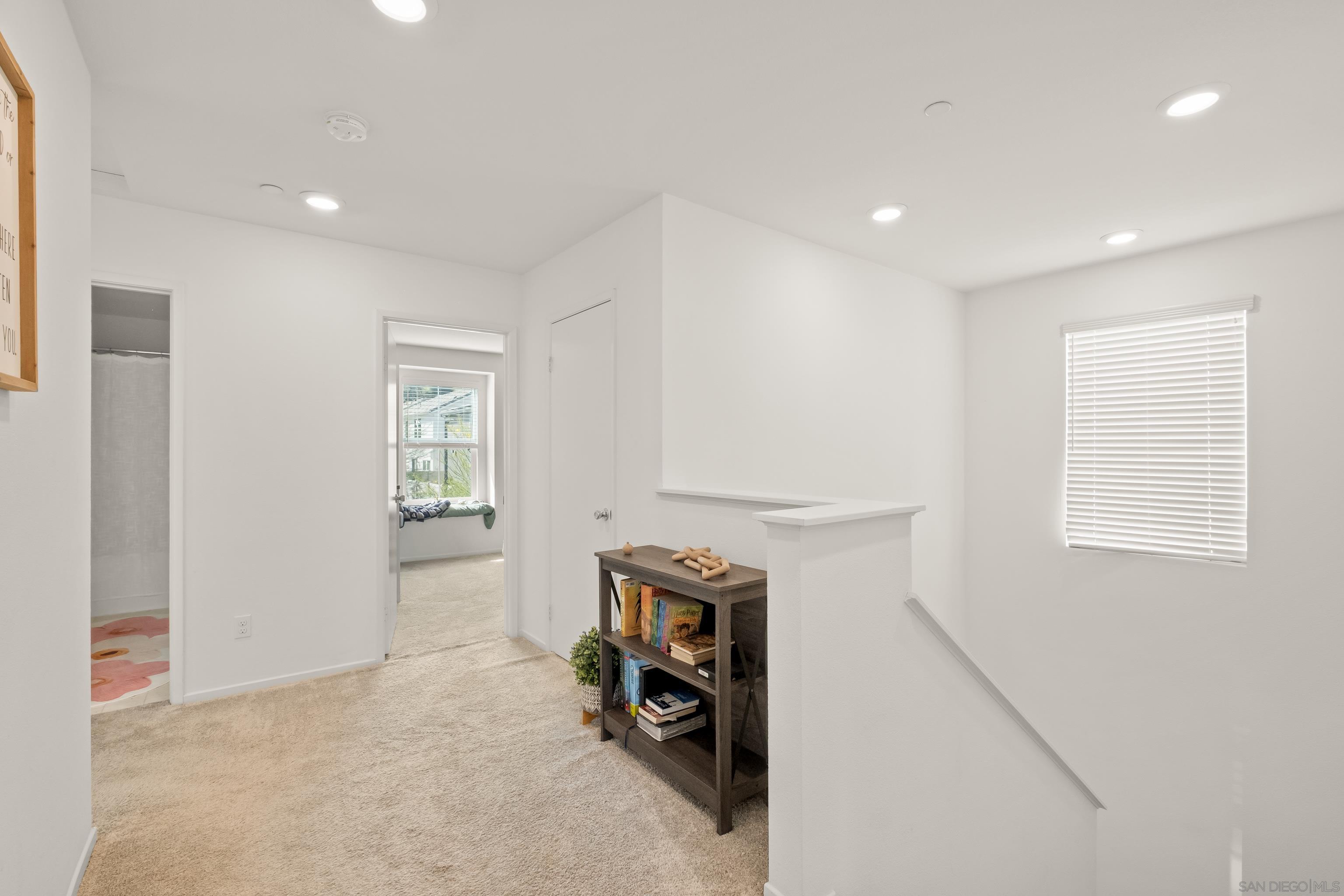 Detail Gallery Image 19 of 38 For 13650  Gray Hawk Way, Valley Center,  CA 92082 - 3 Beds | 2/1 Baths